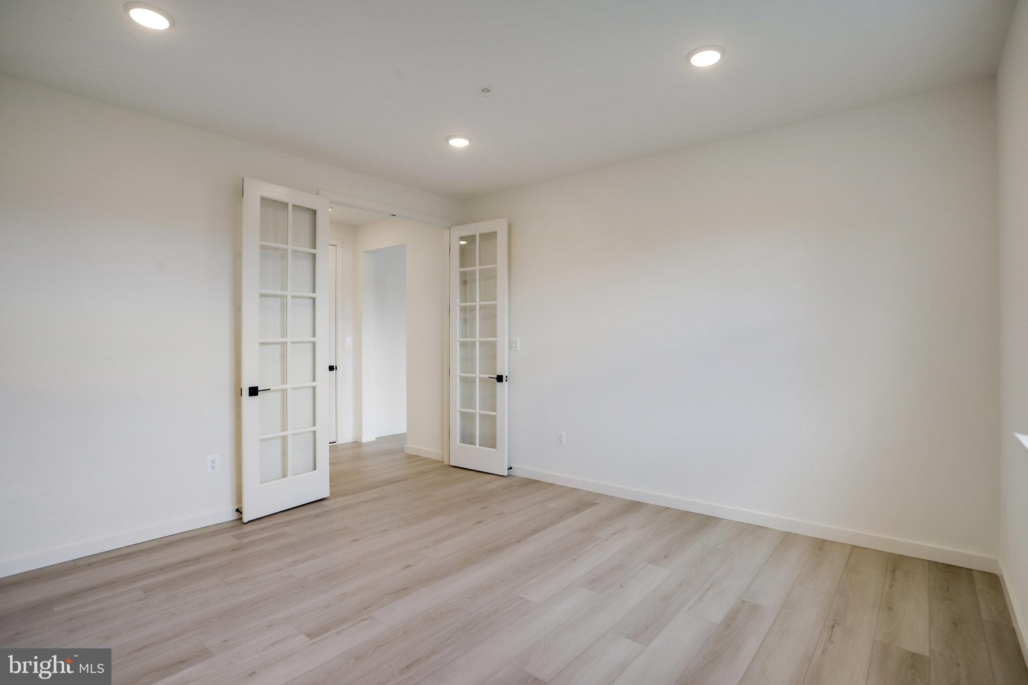 WORTHINGTON GROVE - Residential