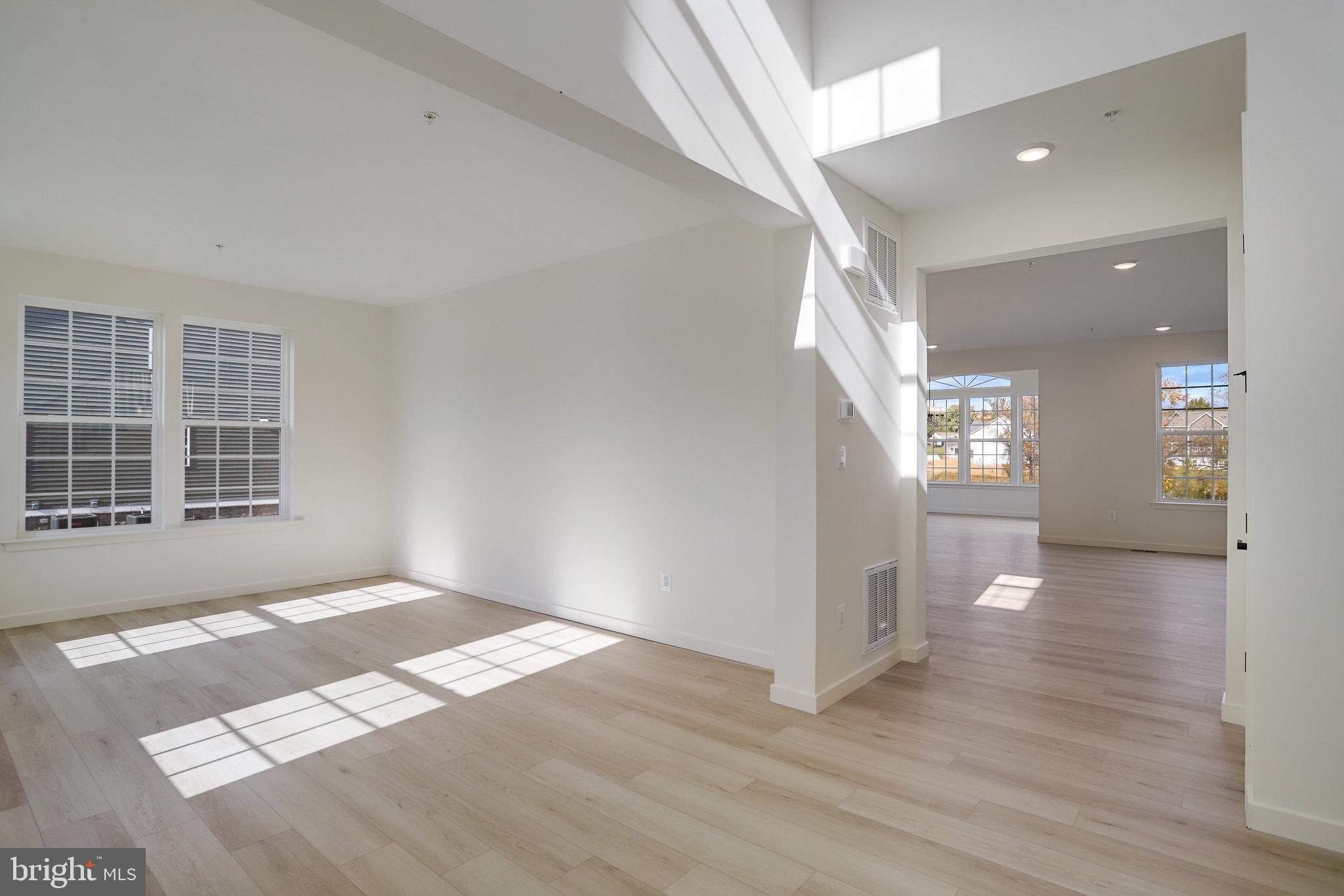 WORTHINGTON GROVE - Residential