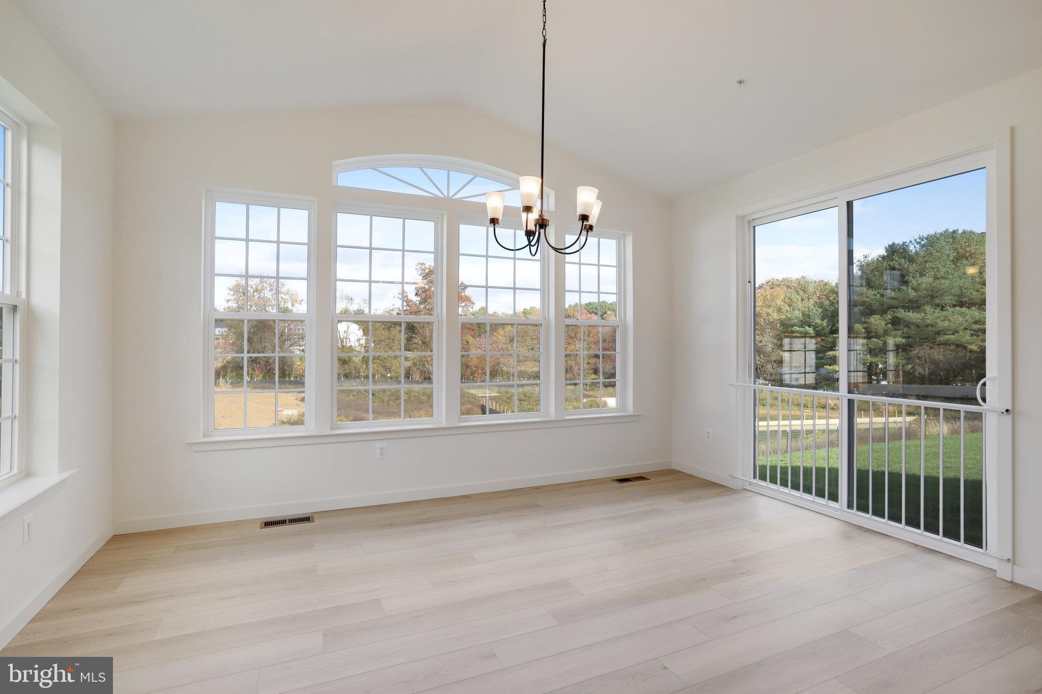 WORTHINGTON GROVE - Residential