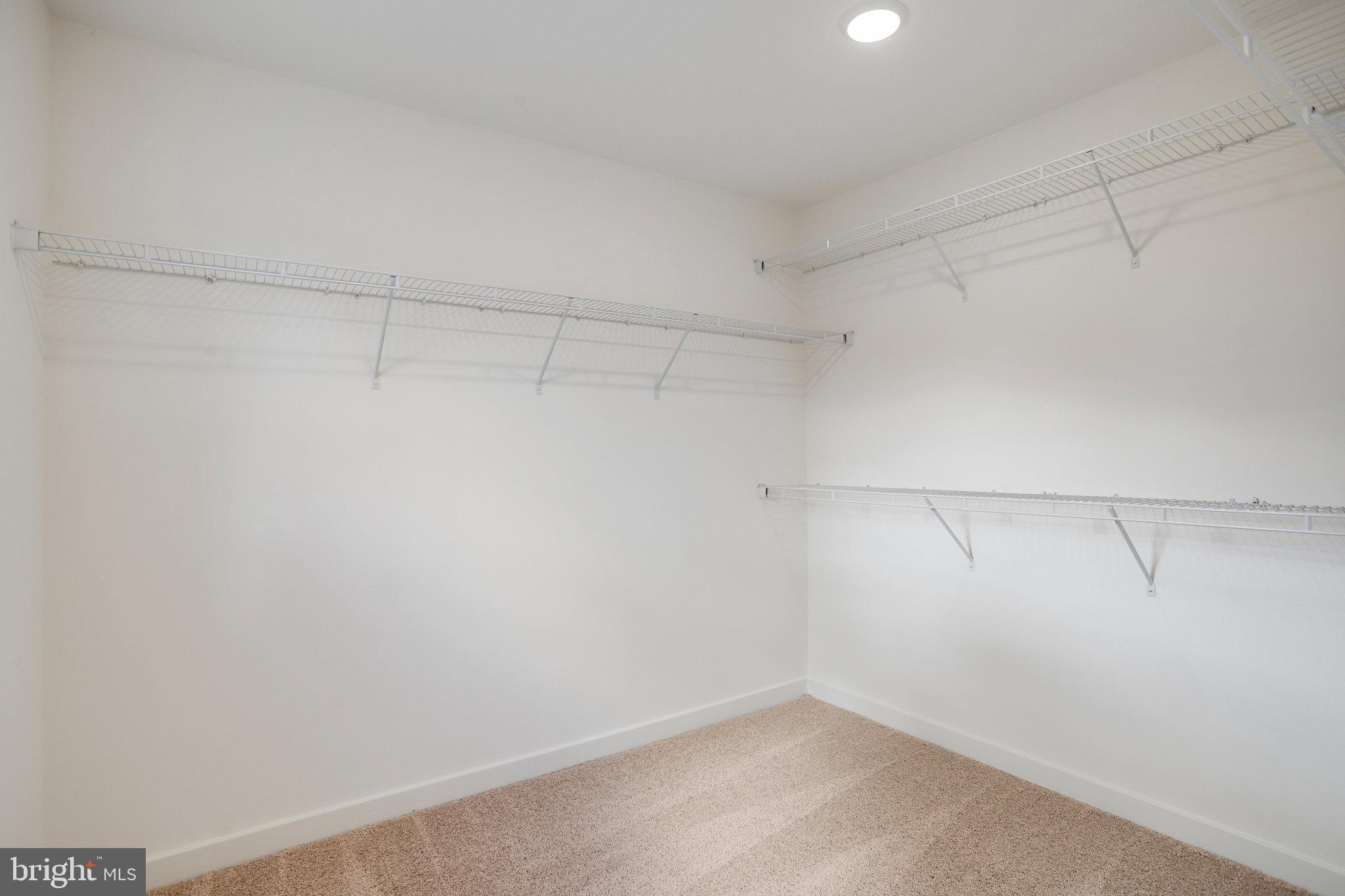 WORTHINGTON GROVE - Residential