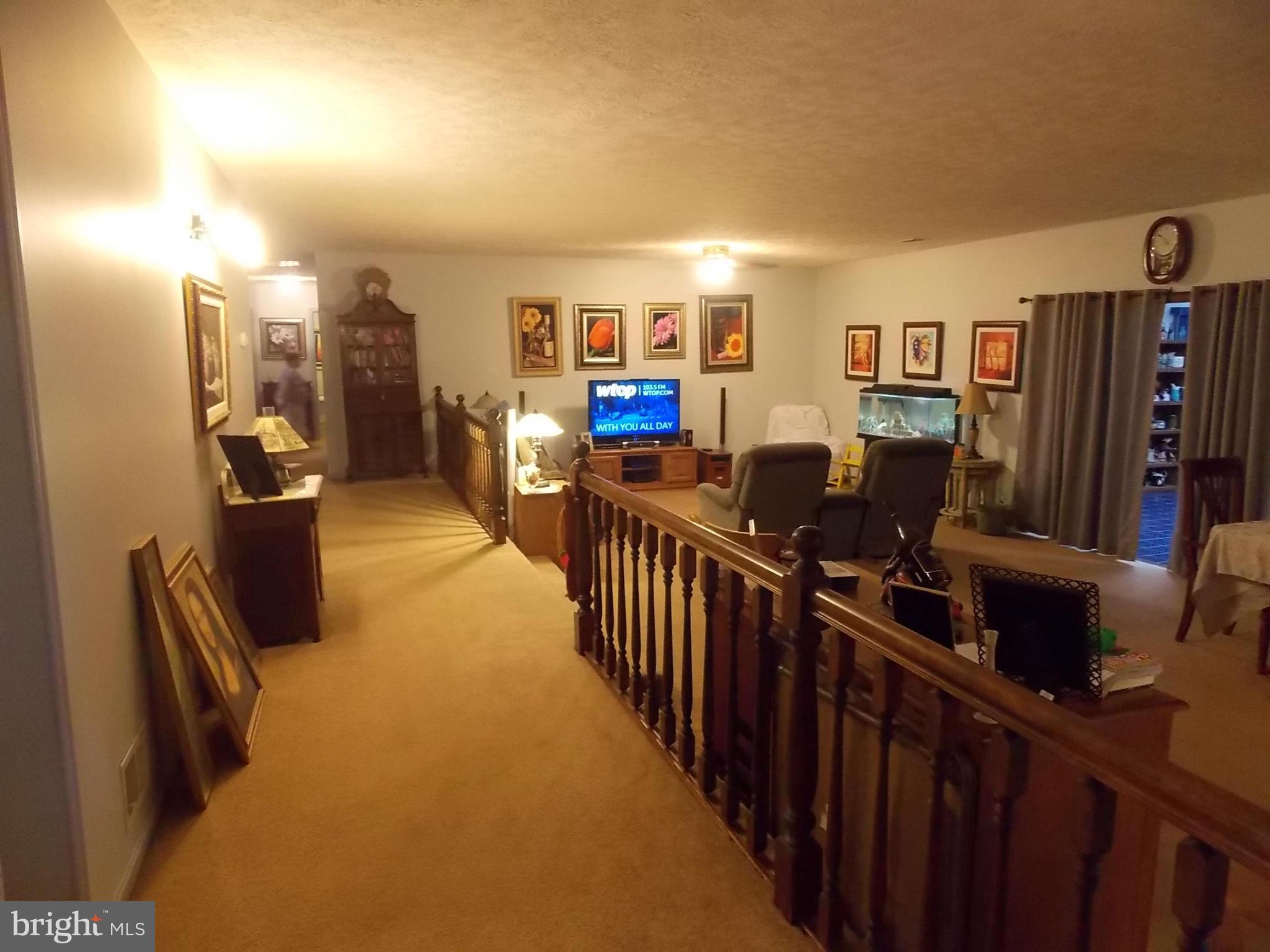 GRAYTON MANOR - Residential