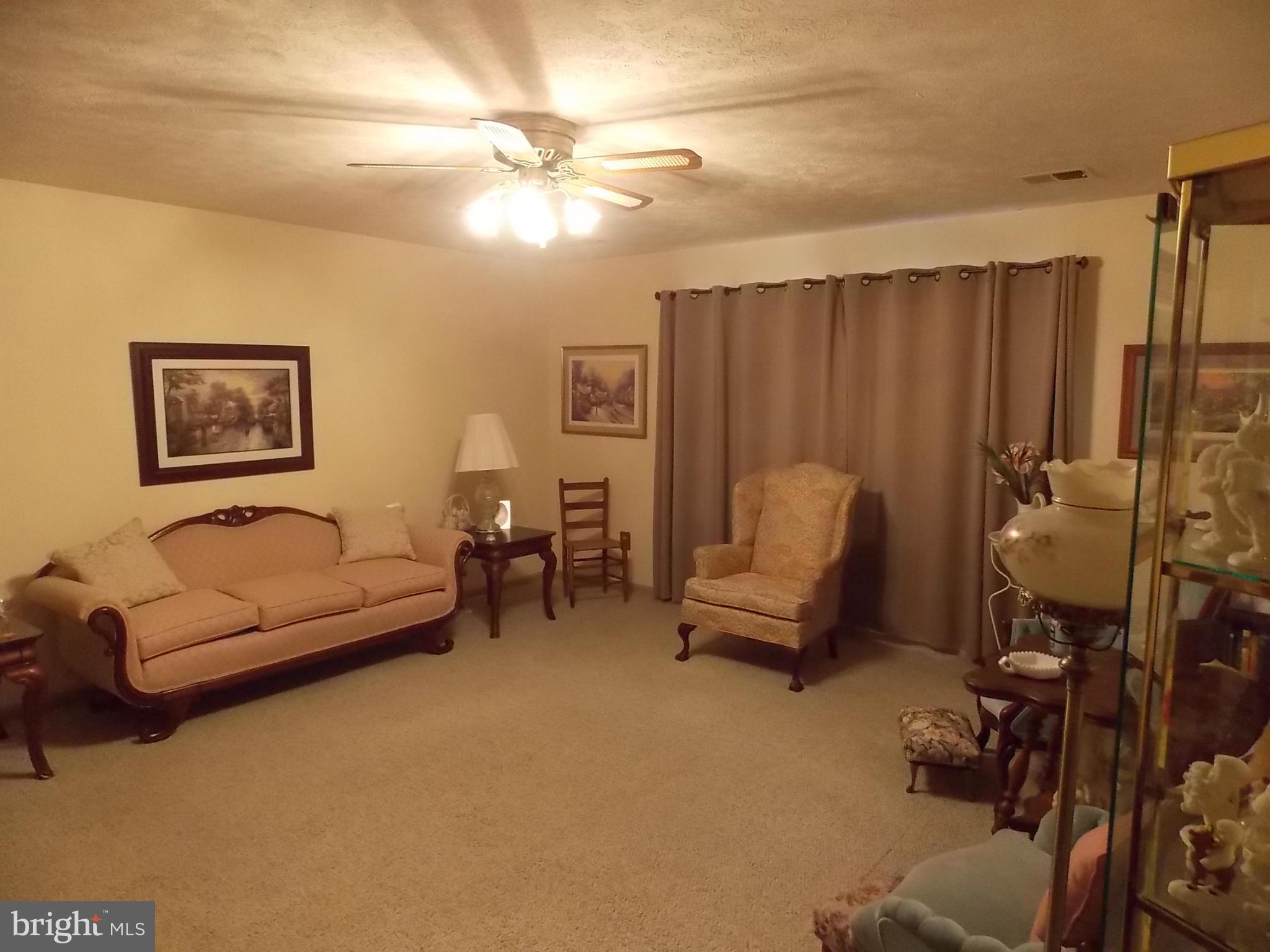 GRAYTON MANOR - Residential