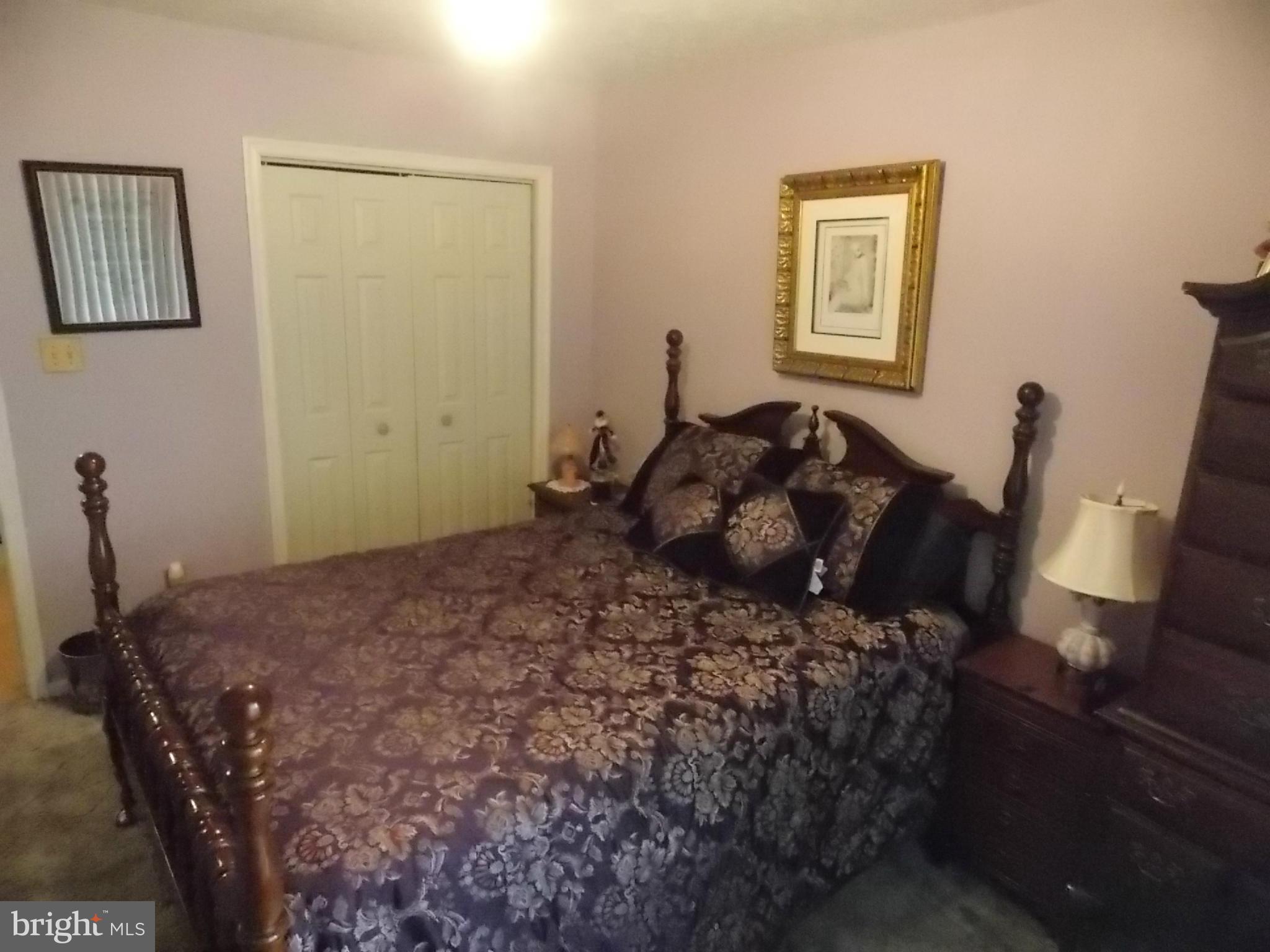 GRAYTON MANOR - Residential