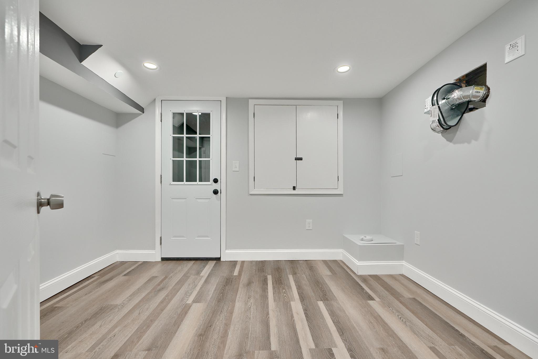 HIGHLANDTOWN - Residential Lease