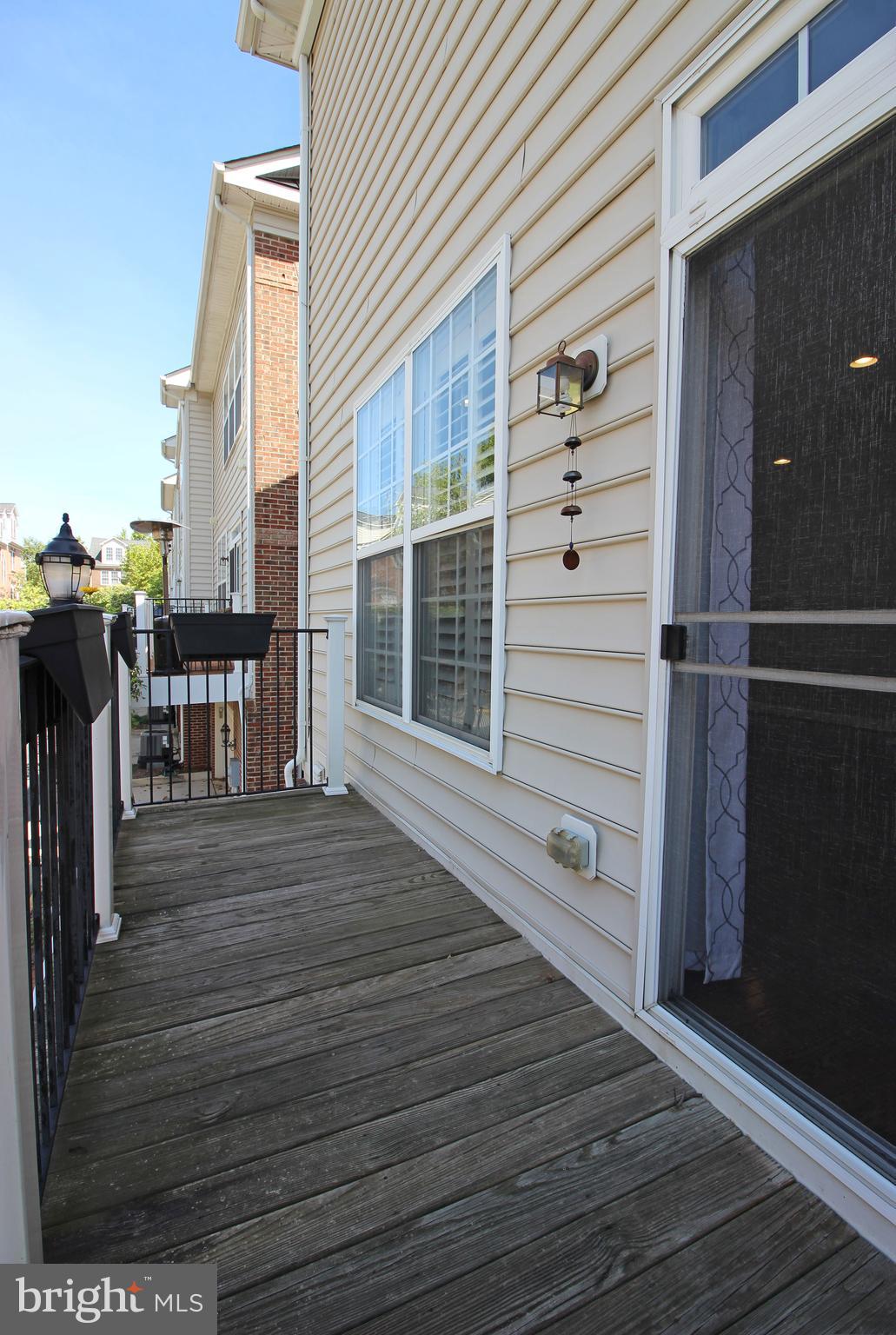 RESERVE AT TYSONS CORNER - Residential Lease