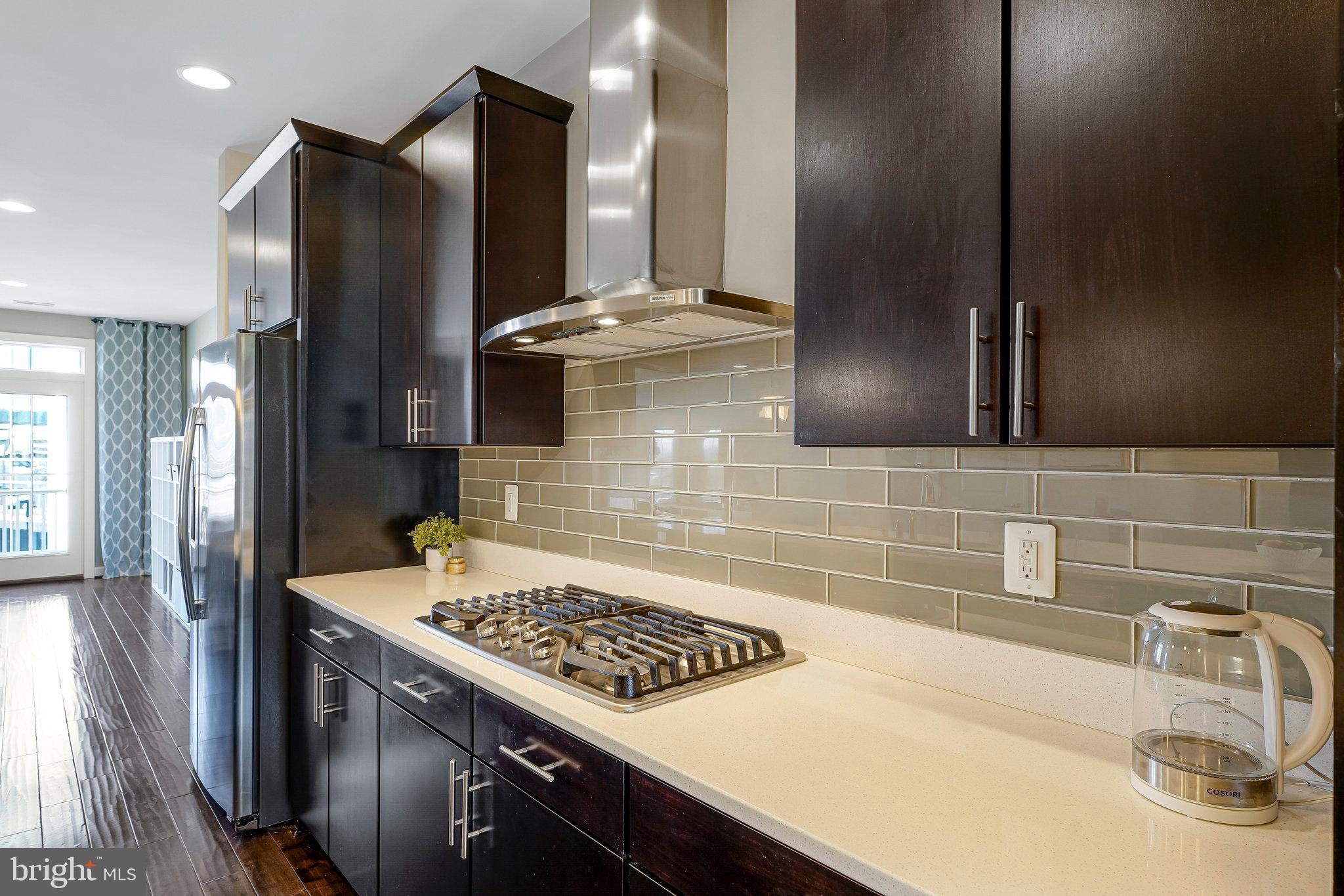 ONE LOUDOUN LAND BAY B - Residential