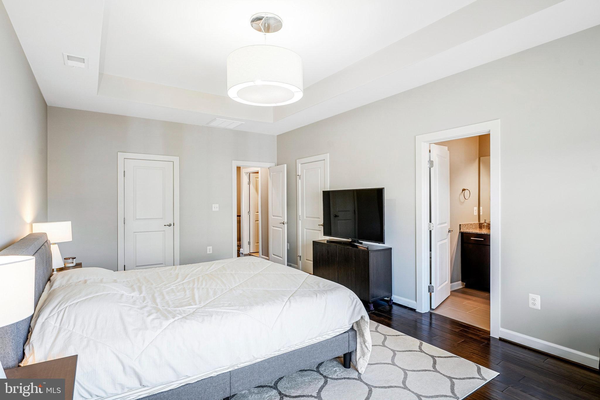 ONE LOUDOUN LAND BAY B - Residential