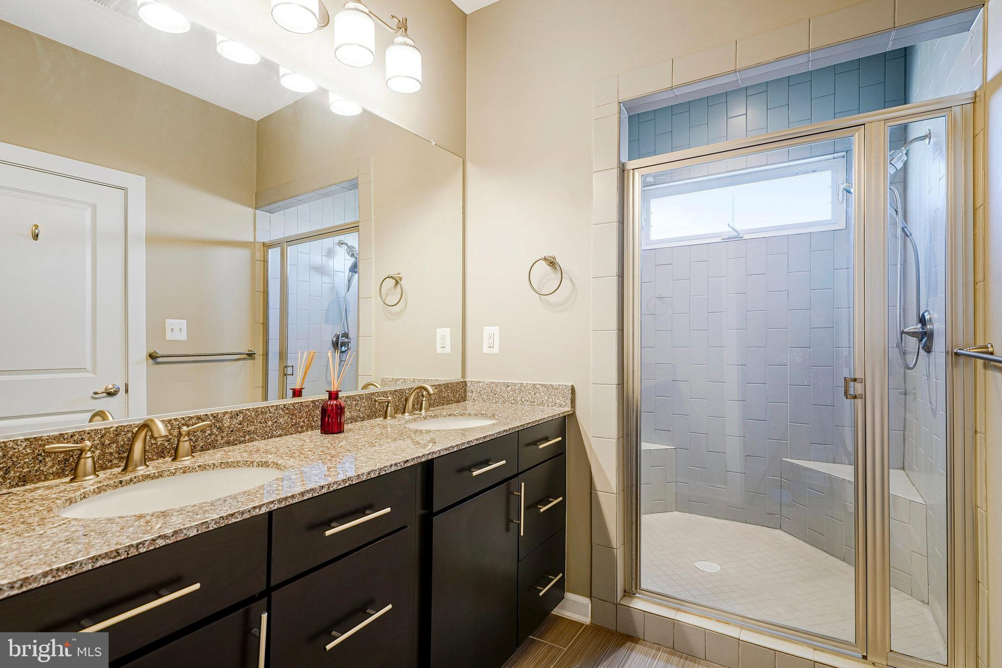 ONE LOUDOUN LAND BAY B - Residential