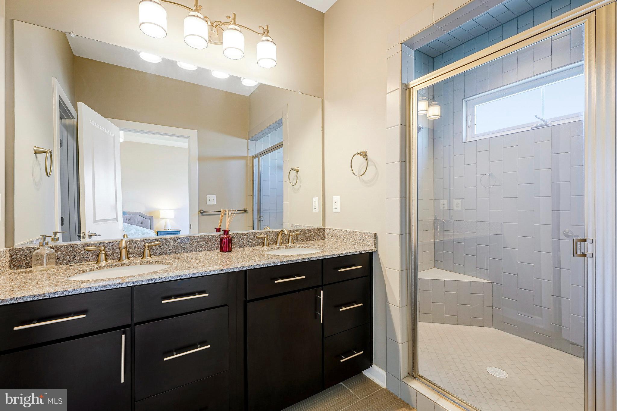 ONE LOUDOUN LAND BAY B - Residential