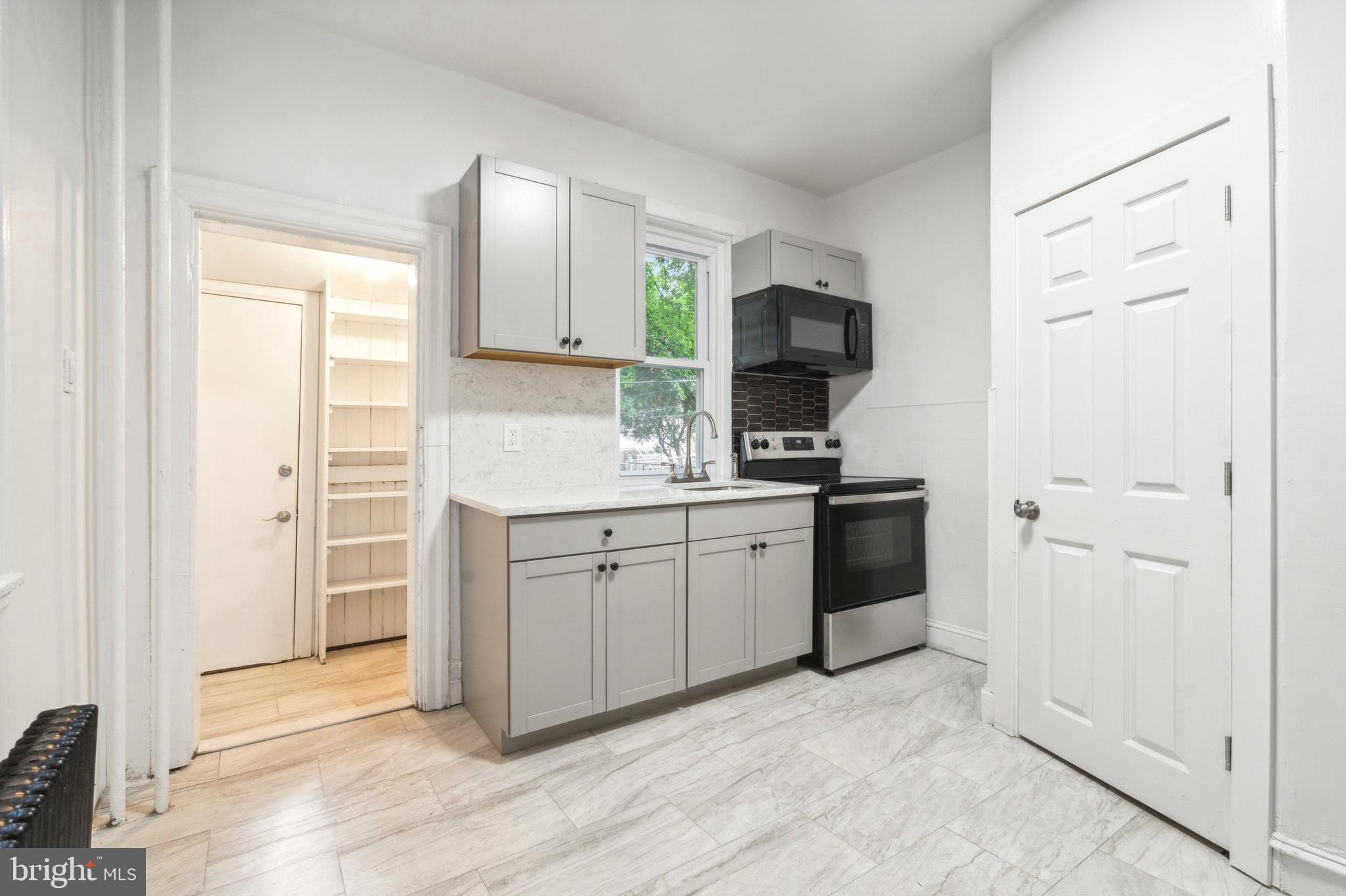 OVERBROOK - Residential