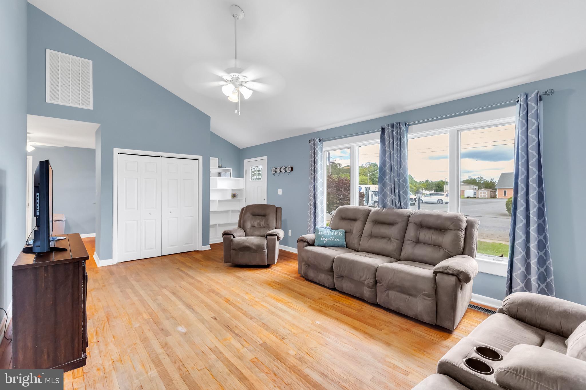 LYNNHAVEN - Residential