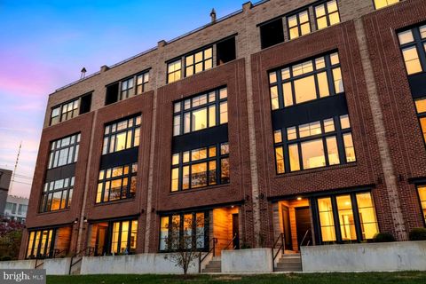 4586 RIVERSIDE WAY PHILADELPHIA PA 19127