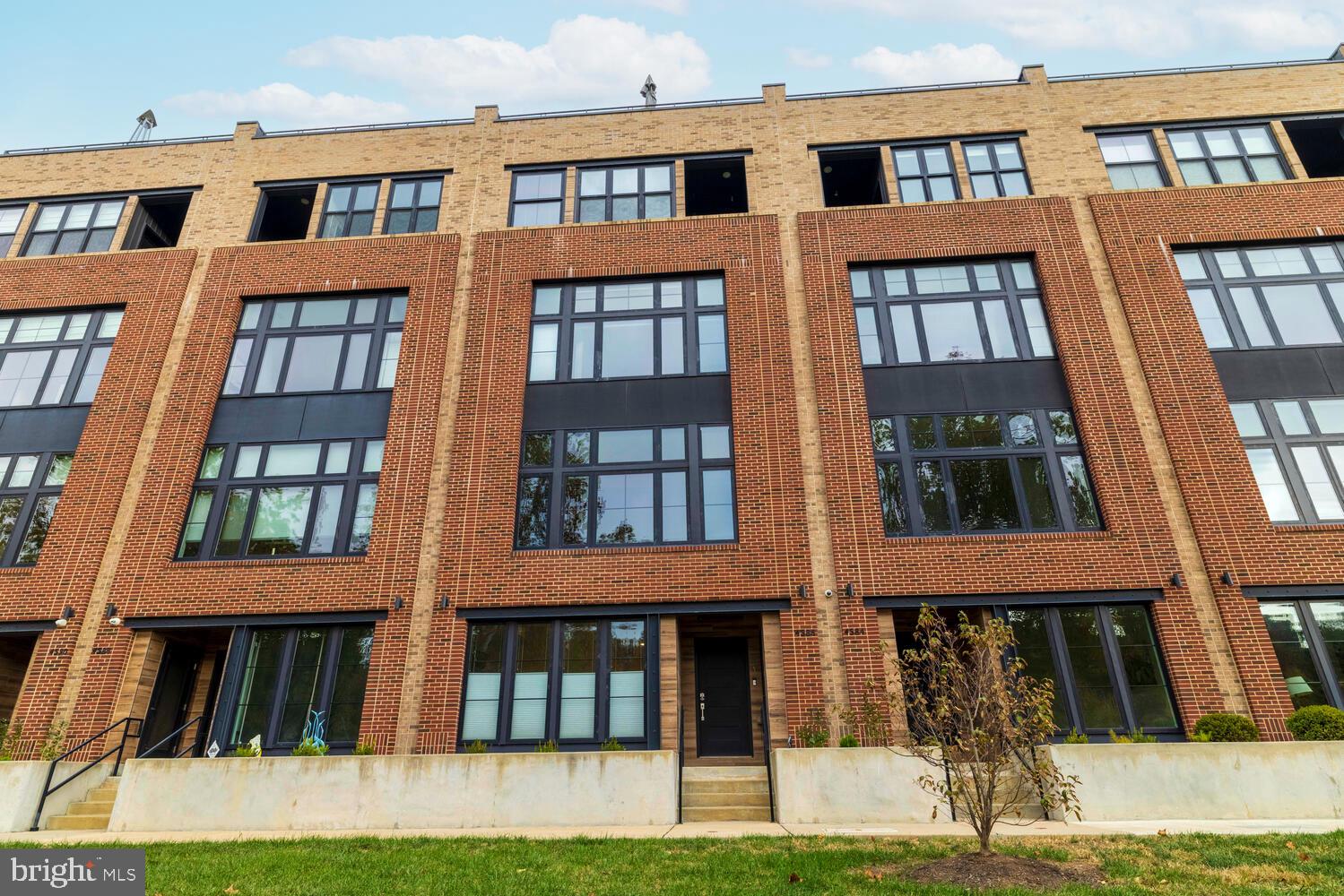 MANAYUNK - Residential