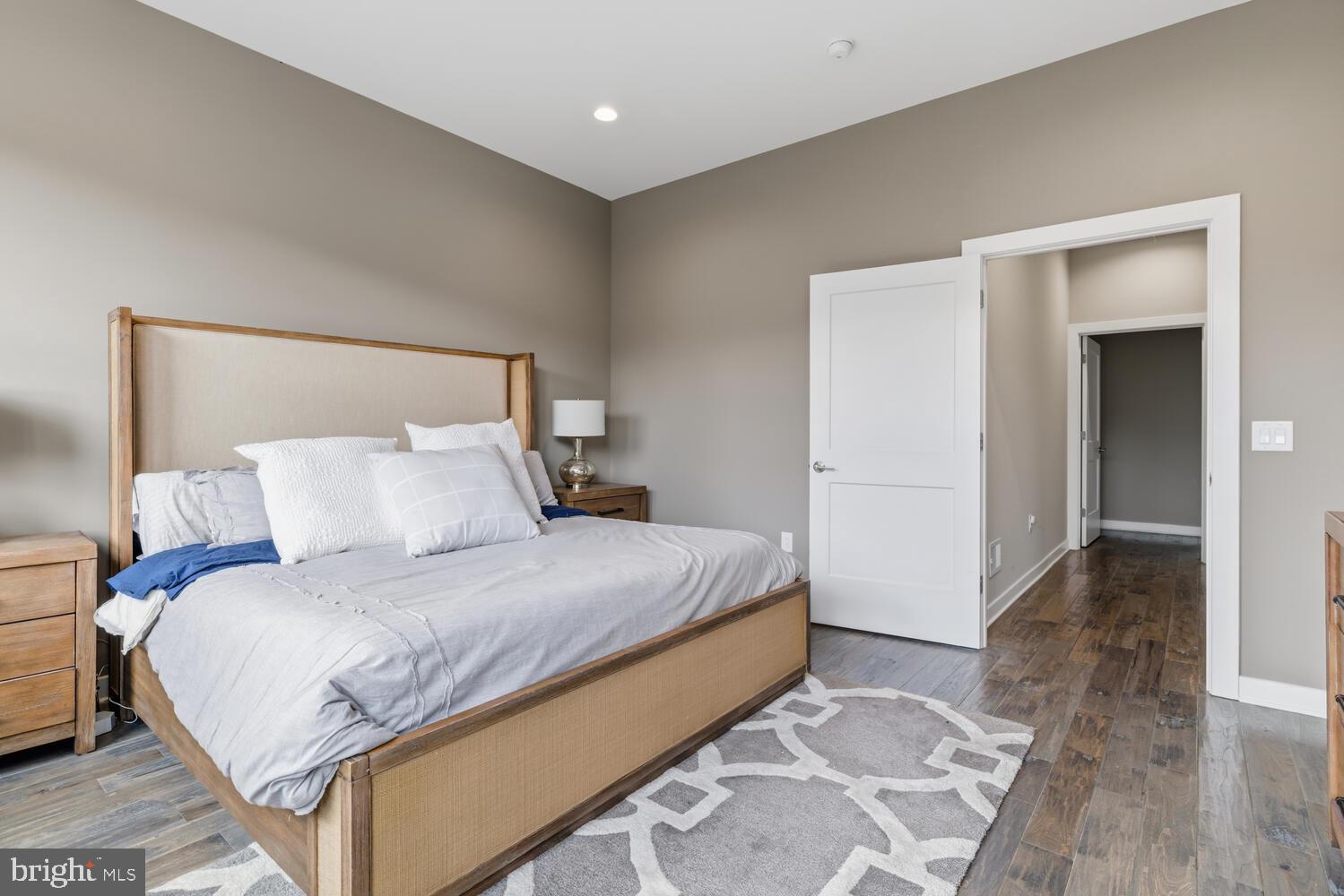 MANAYUNK - Residential