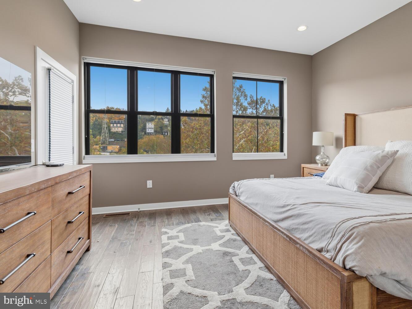 MANAYUNK - Residential