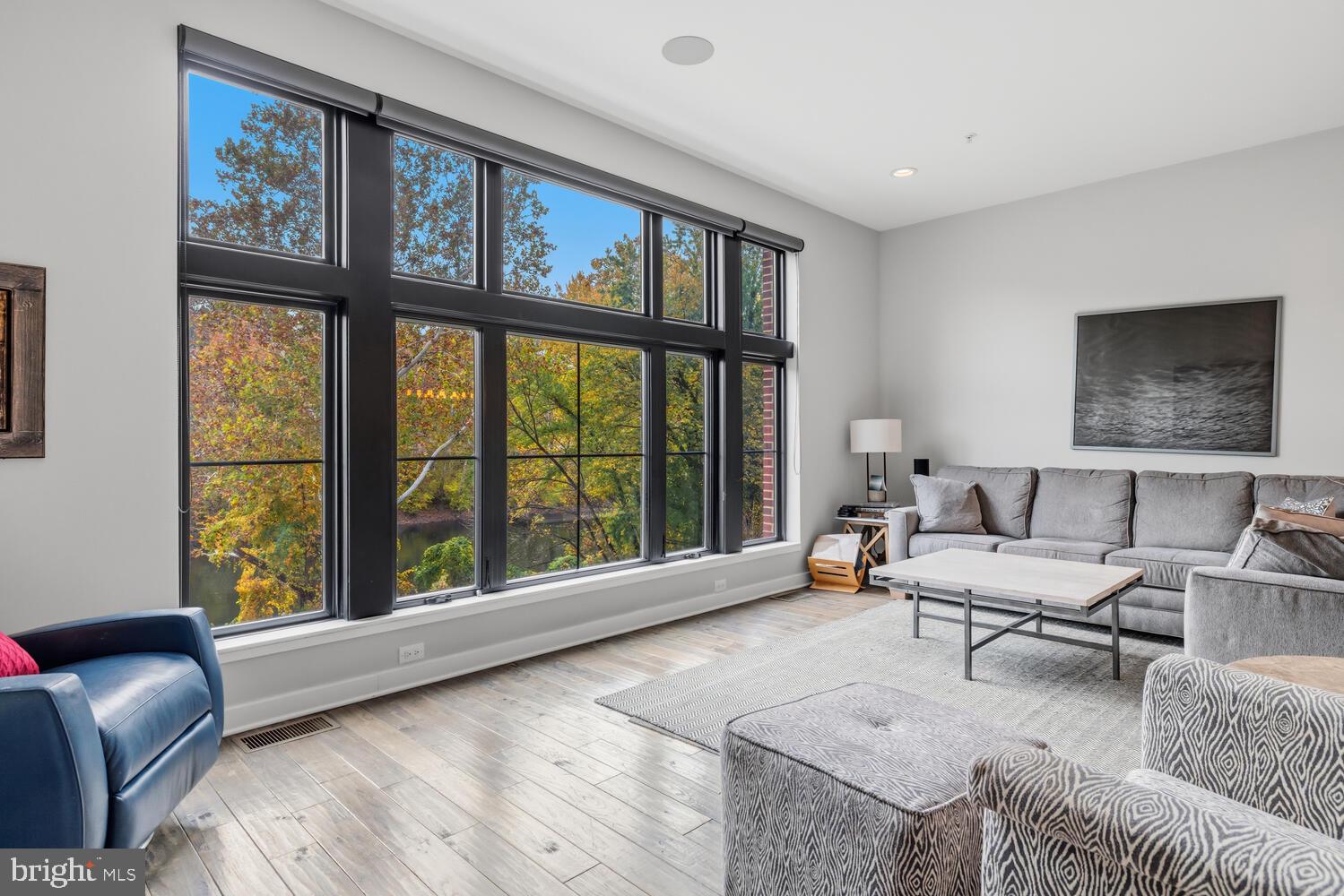 MANAYUNK - Residential