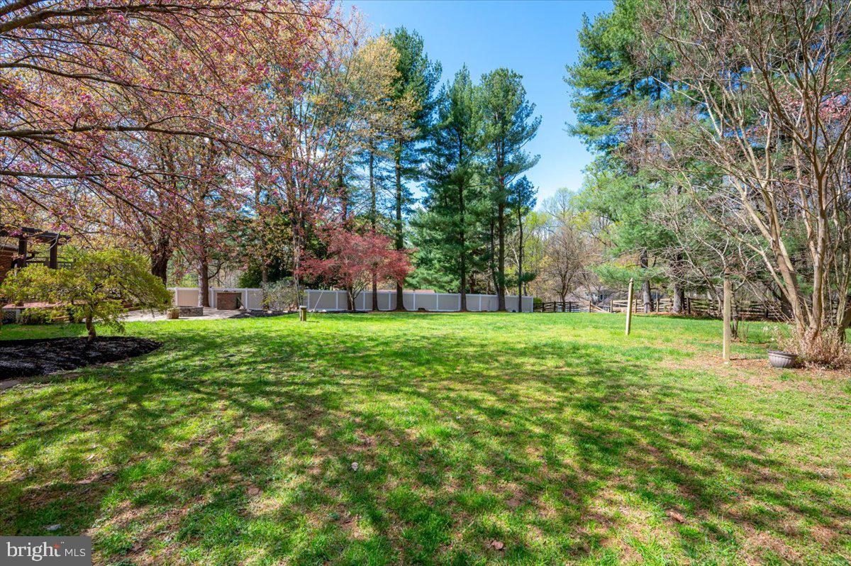 TRIADELPHIA FARMS II - Residential