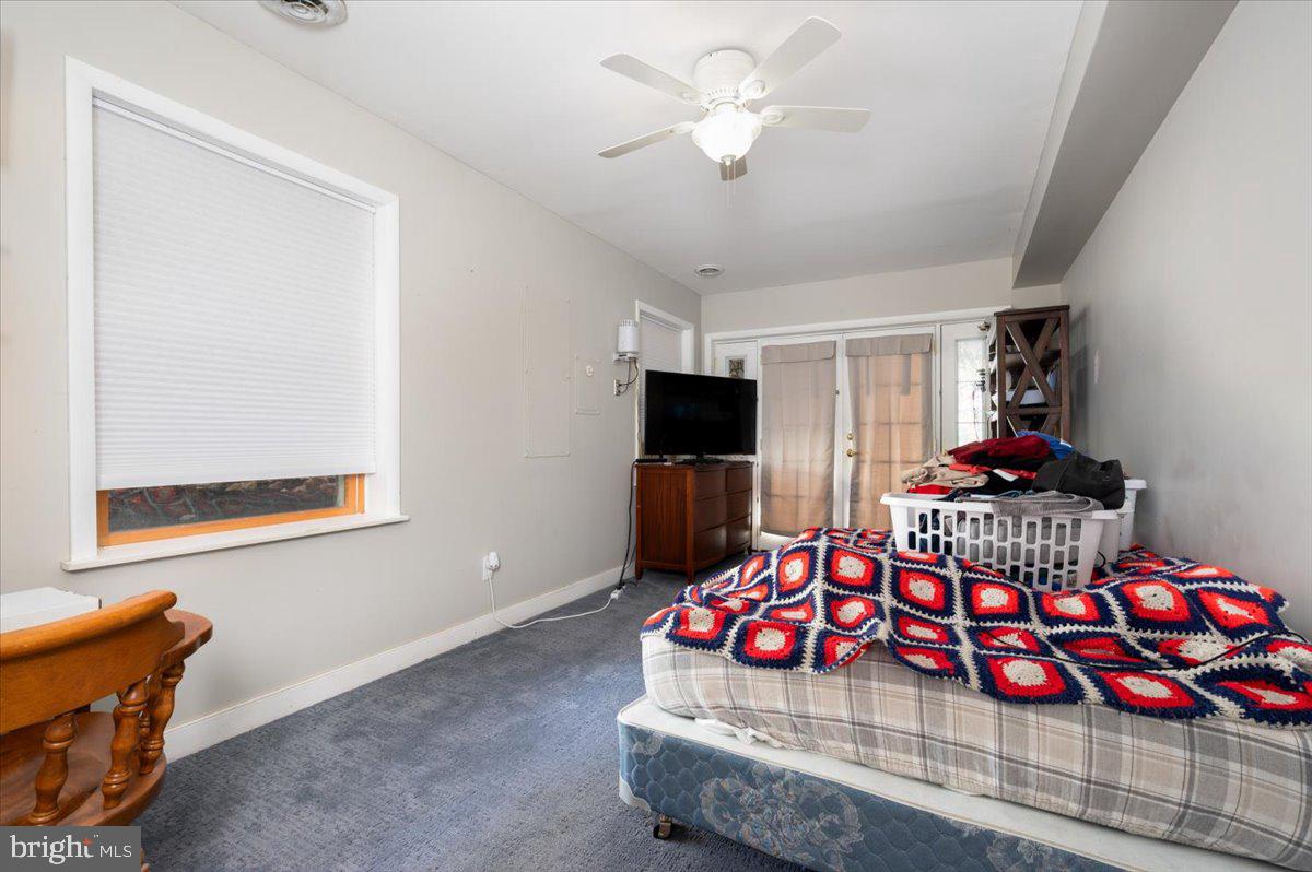 TRIADELPHIA FARMS II - Residential