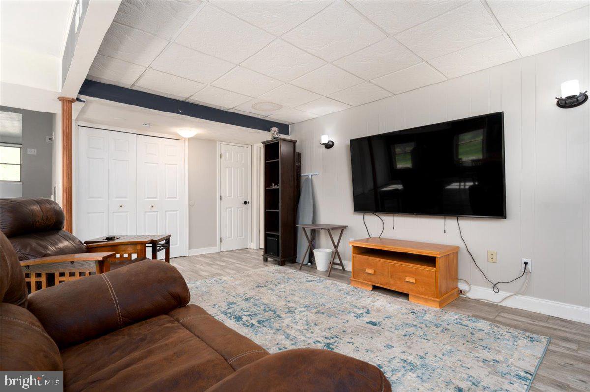 TRIADELPHIA FARMS II - Residential