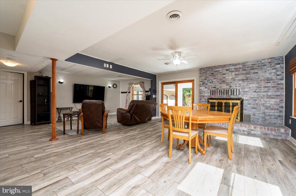 TRIADELPHIA FARMS II - Residential