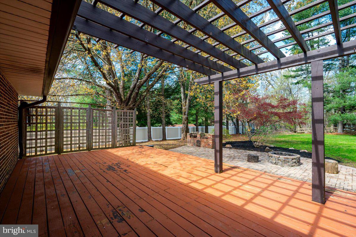 TRIADELPHIA FARMS II - Residential