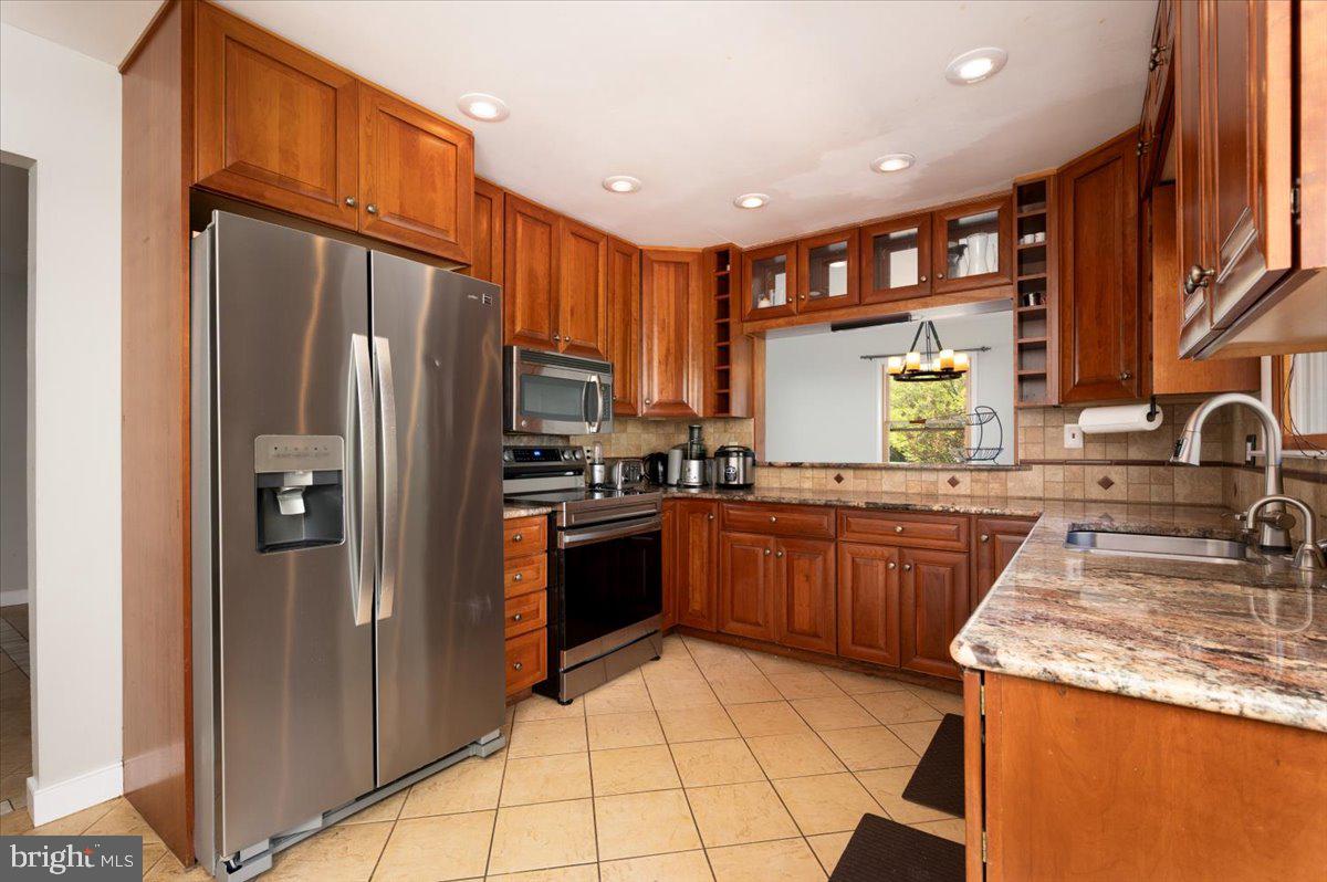 TRIADELPHIA FARMS II - Residential