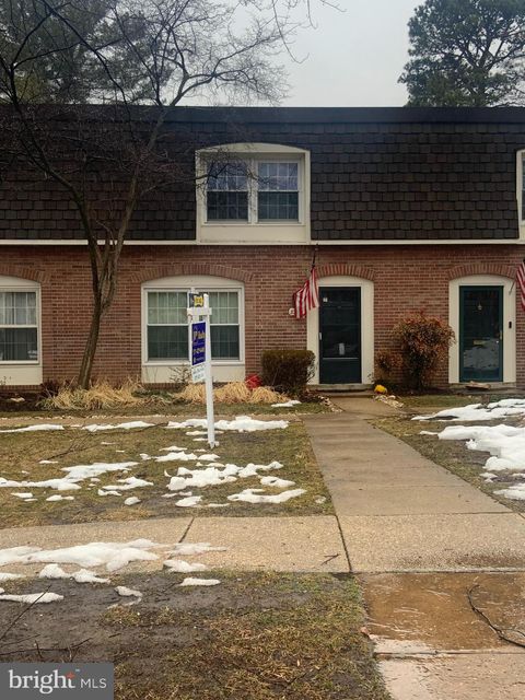 8210 CARRLEIGH PARKWAY 6 SPRINGFIELD VA 22152