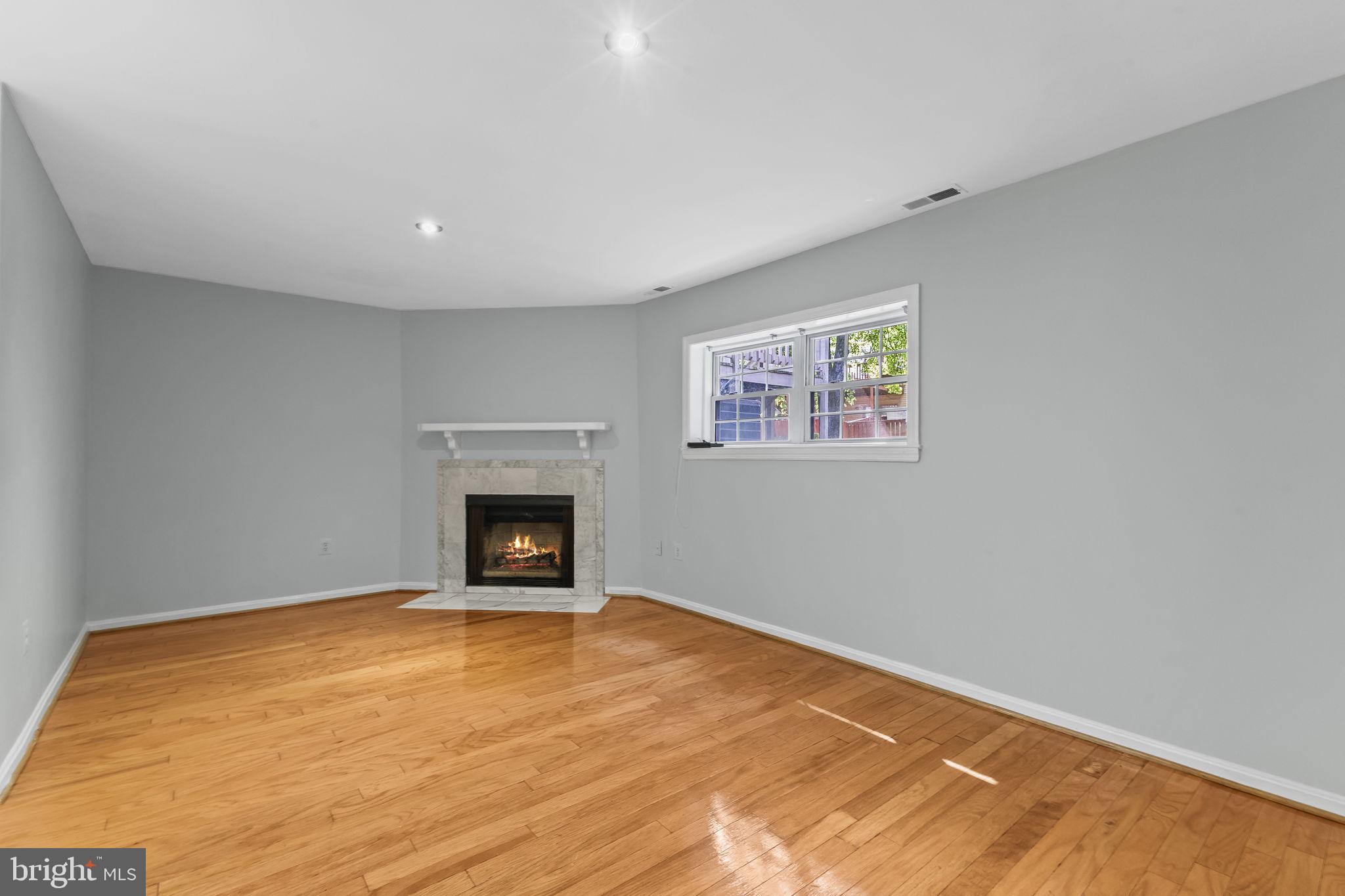 TANGLEWOOD - Residential