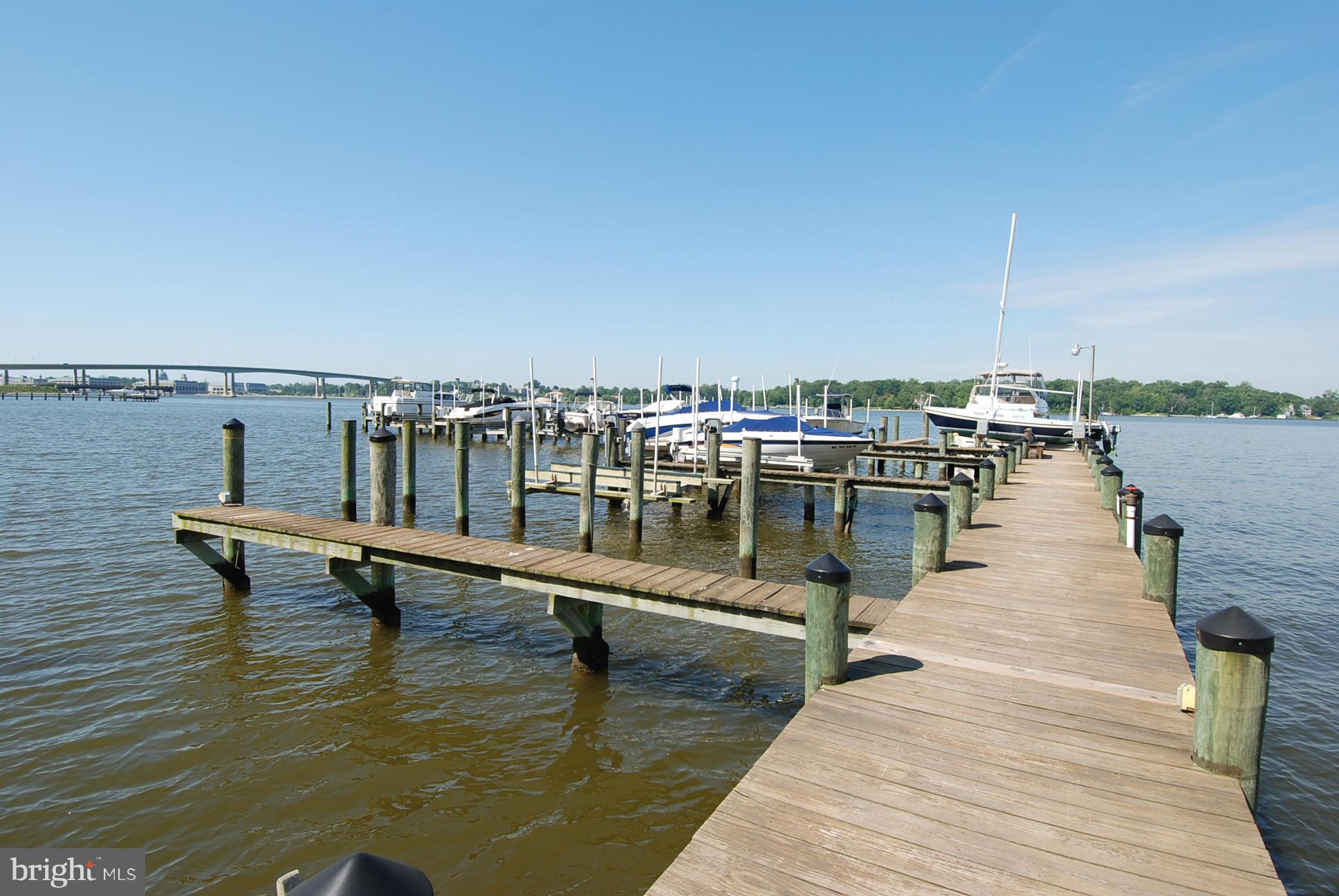 PENDENNIS MOUNT - Residential