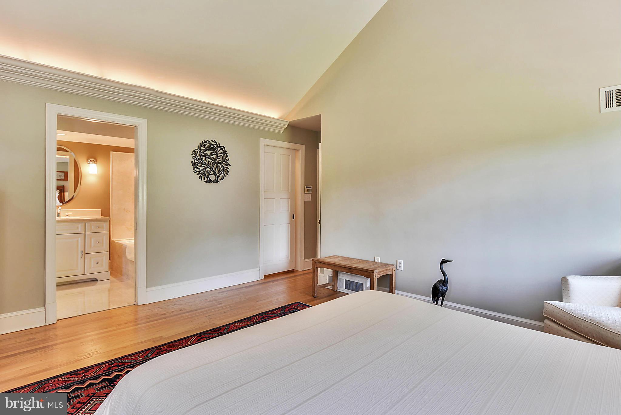 PENDENNIS MOUNT - Residential