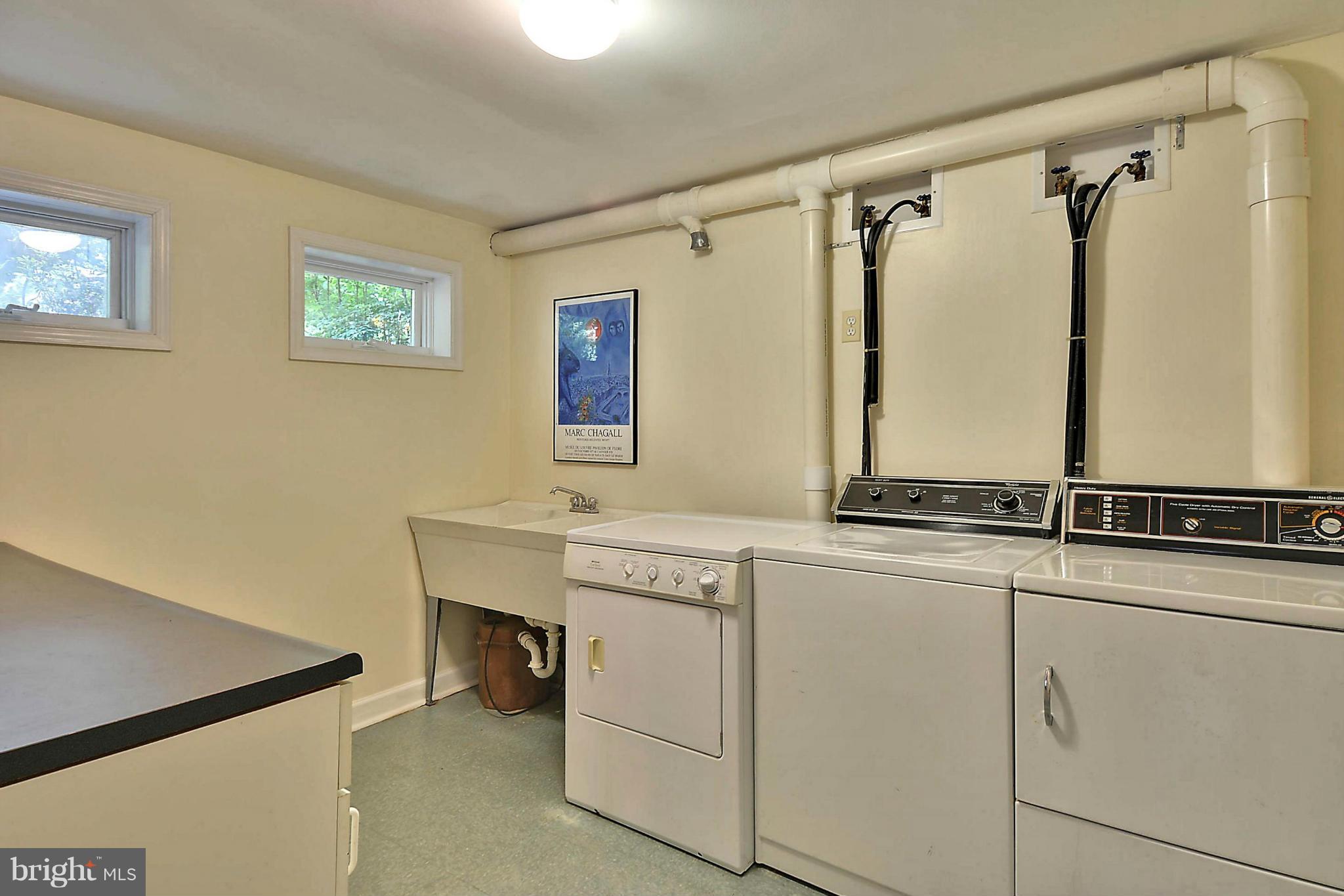 PENDENNIS MOUNT - Residential