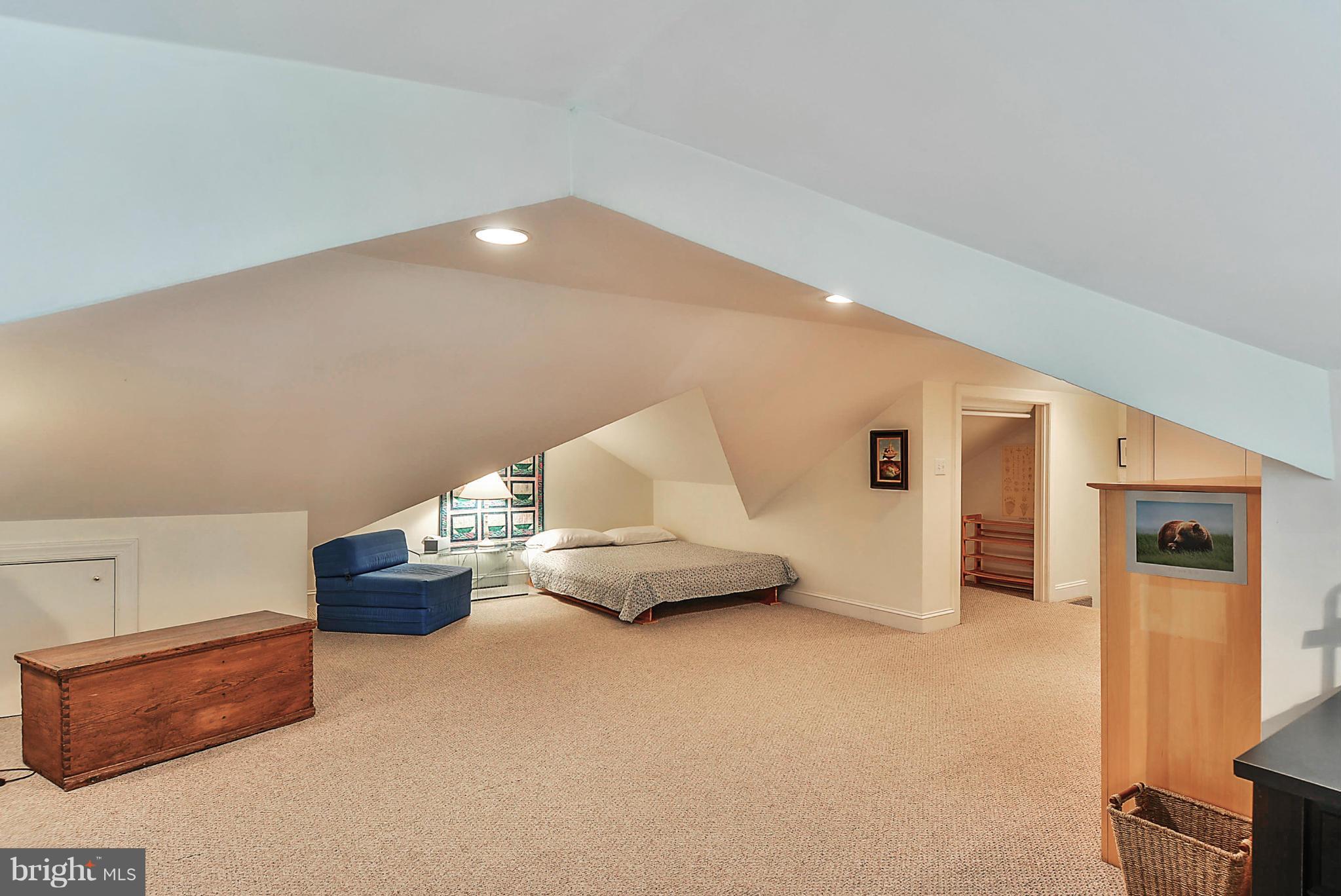 PENDENNIS MOUNT - Residential