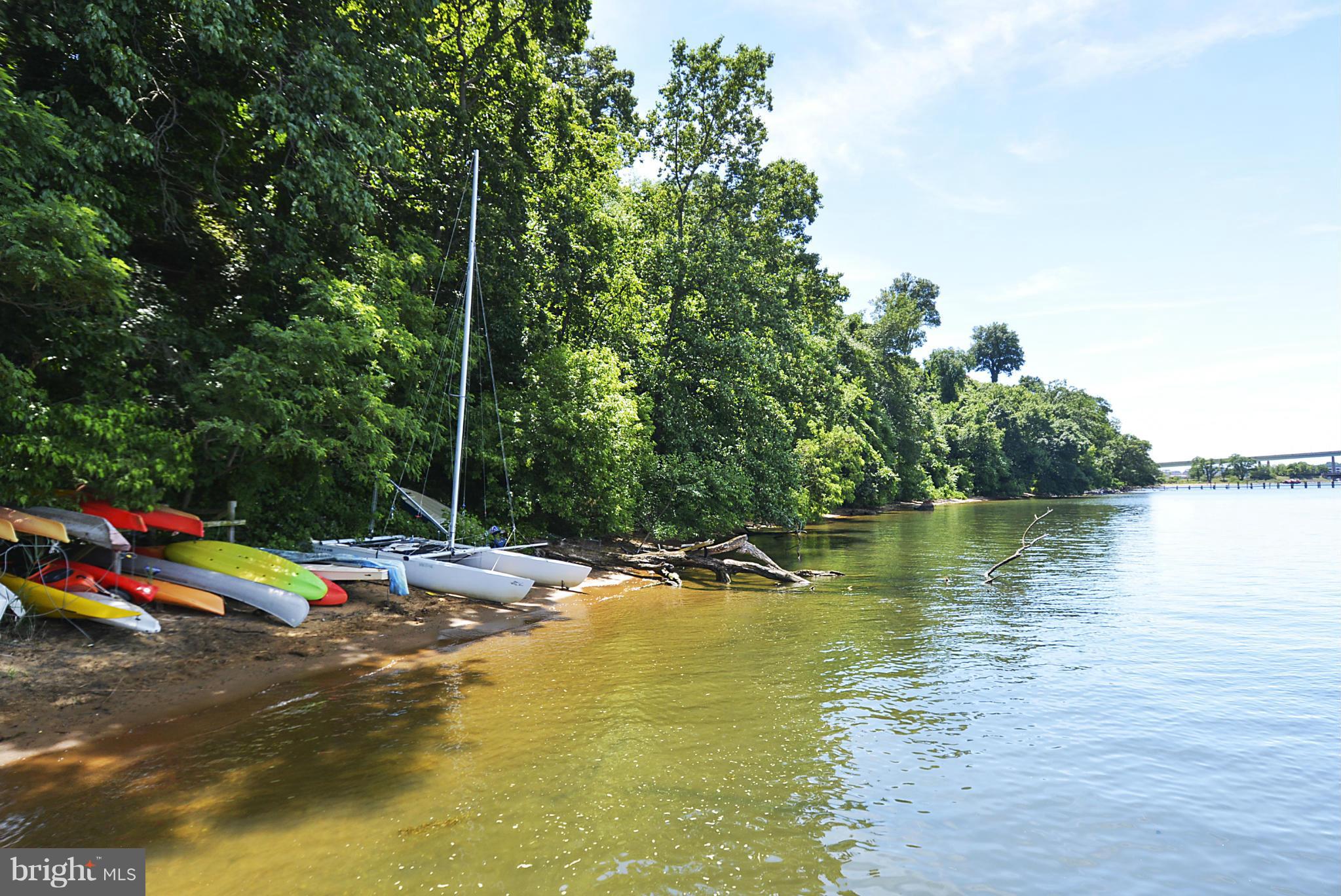 PENDENNIS MOUNT - Residential