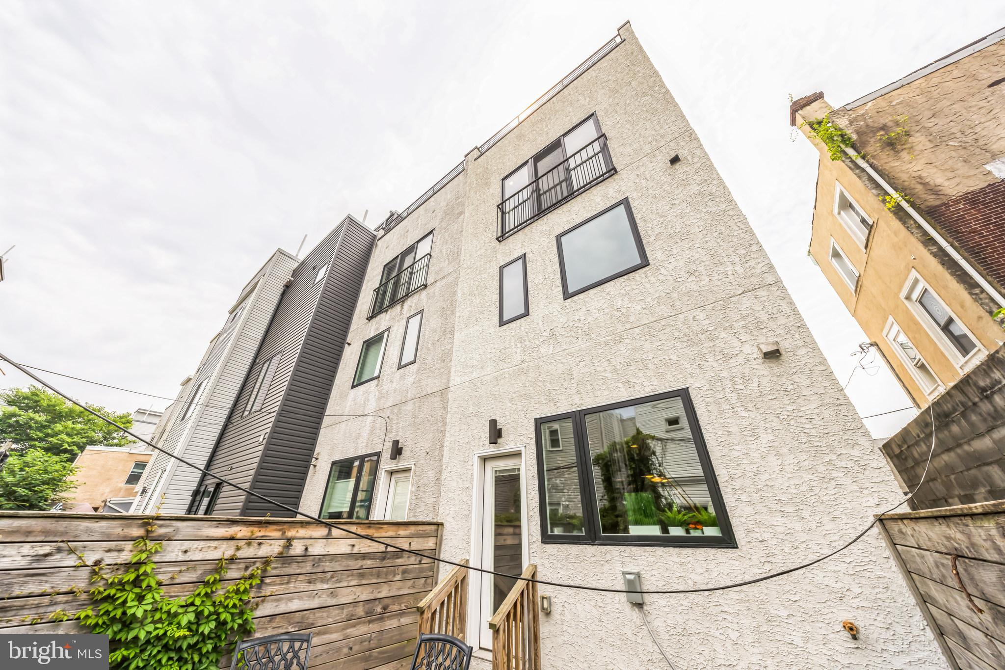 POINT BREEZE - Residential