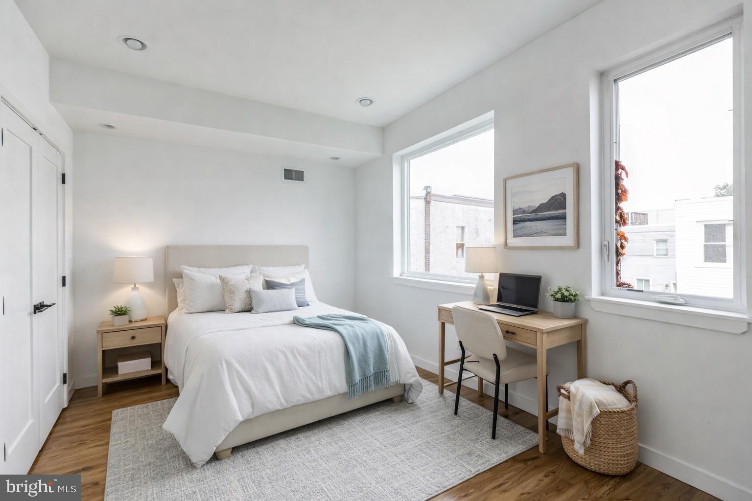 POINT BREEZE - Residential