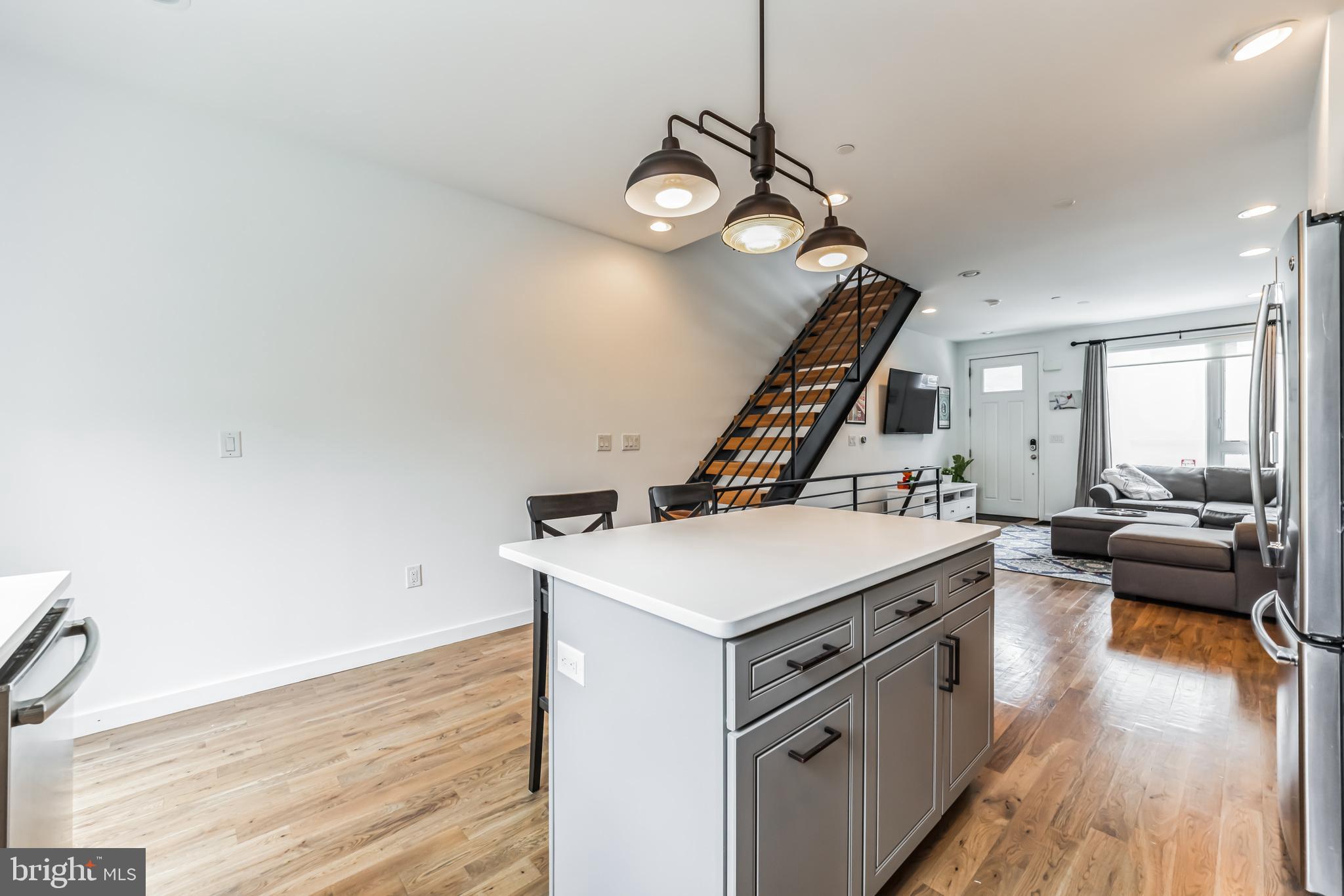 POINT BREEZE - Residential