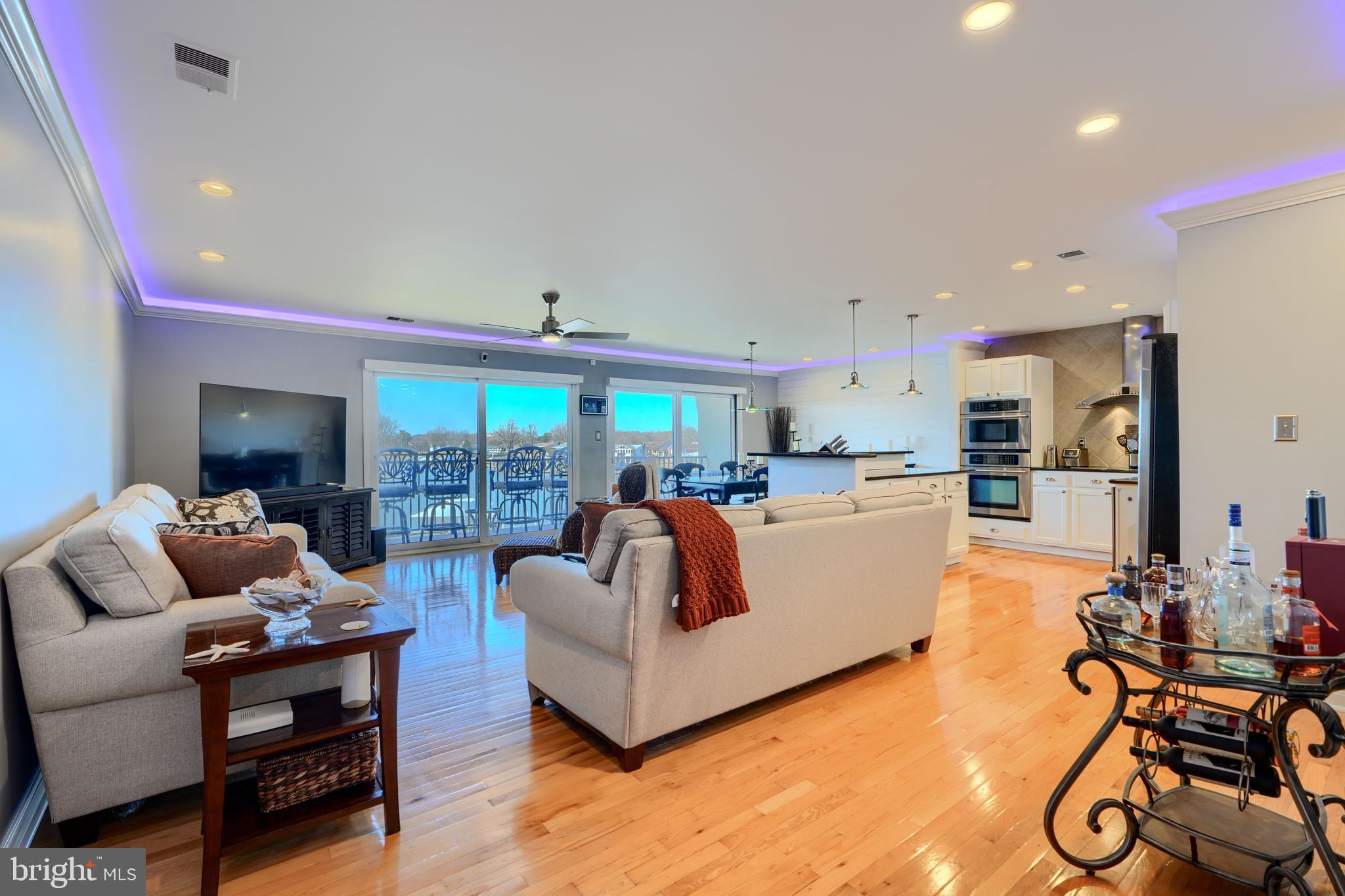 GUNPOWDER COVE - Residential