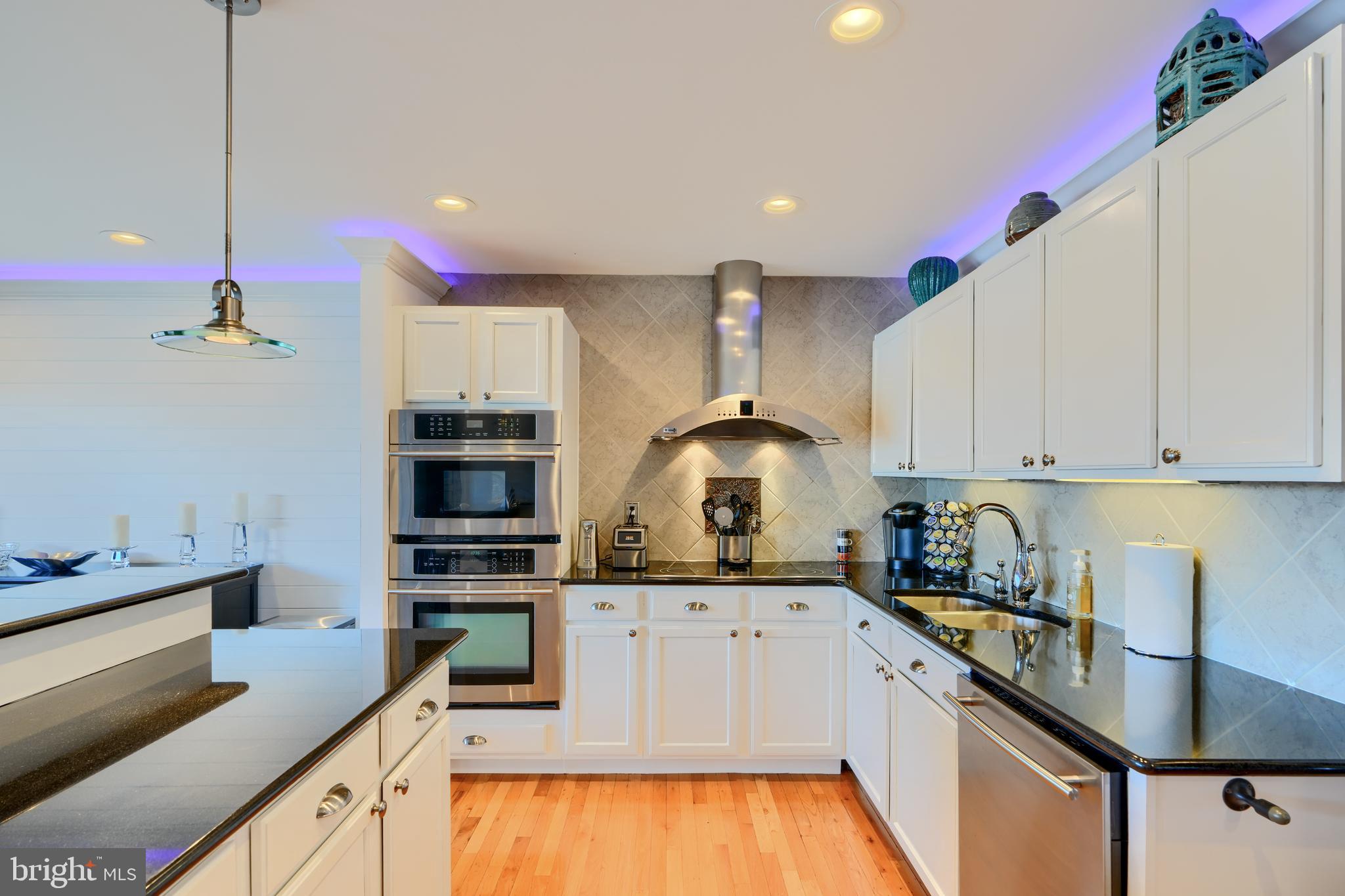 GUNPOWDER COVE - Residential