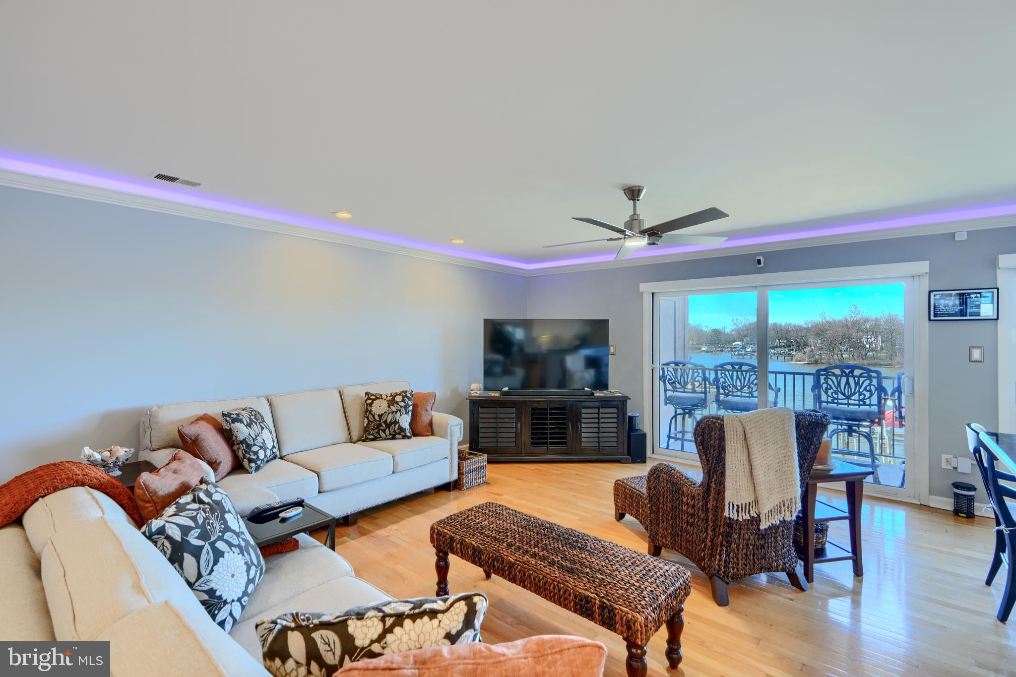 GUNPOWDER COVE - Residential