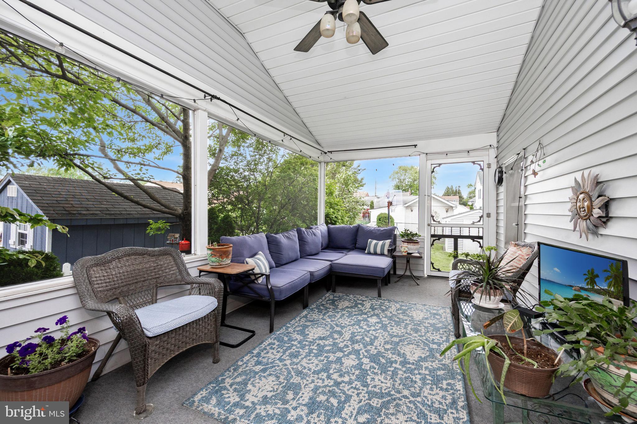 LYNNWOOD - Residential