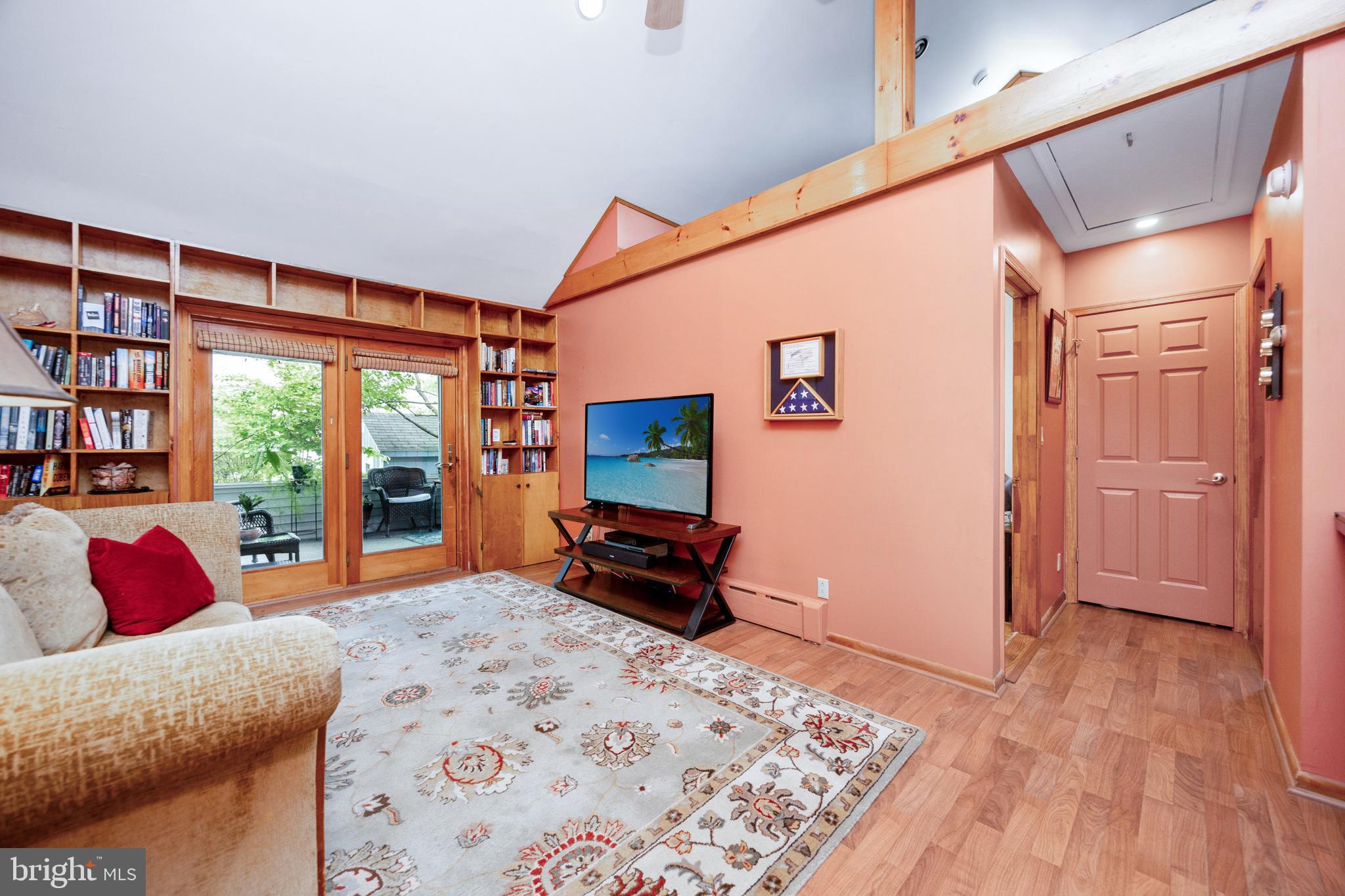 LYNNWOOD - Residential