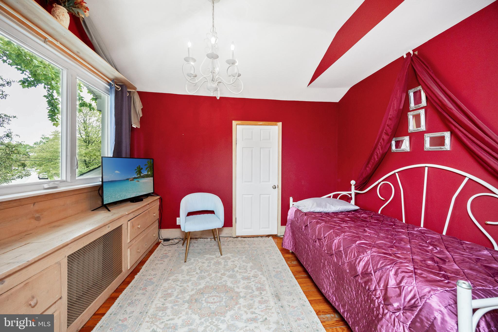 LYNNWOOD - Residential
