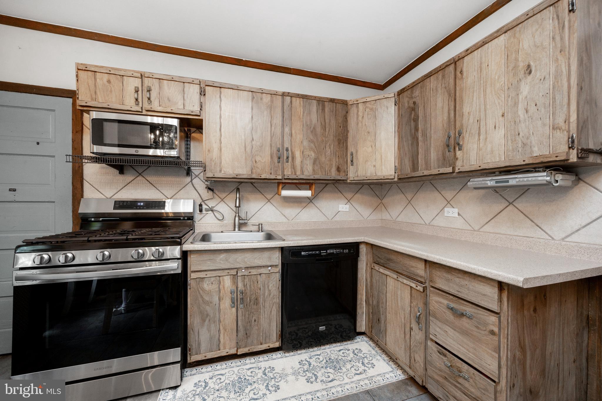 LYNNWOOD - Residential