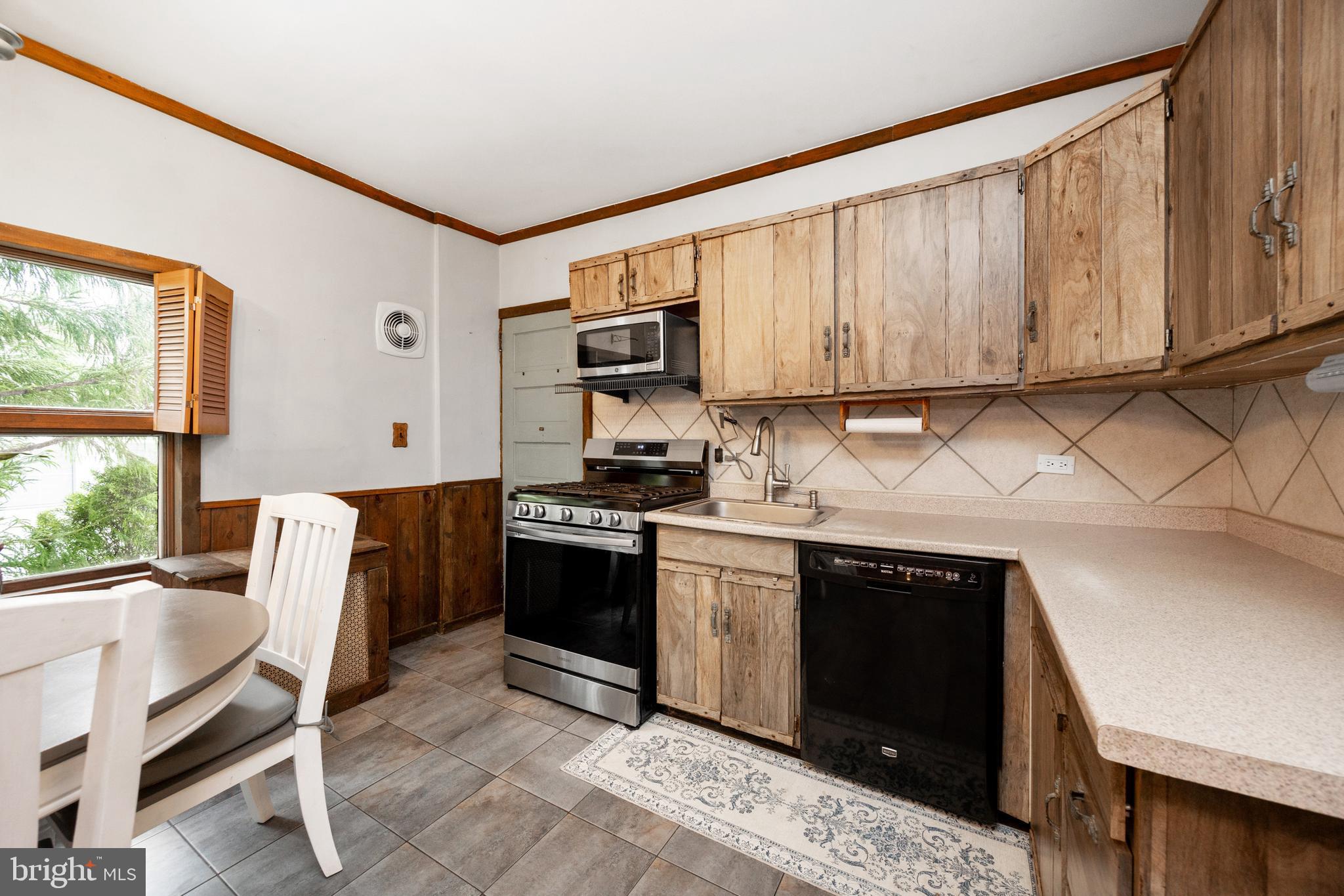 LYNNWOOD - Residential