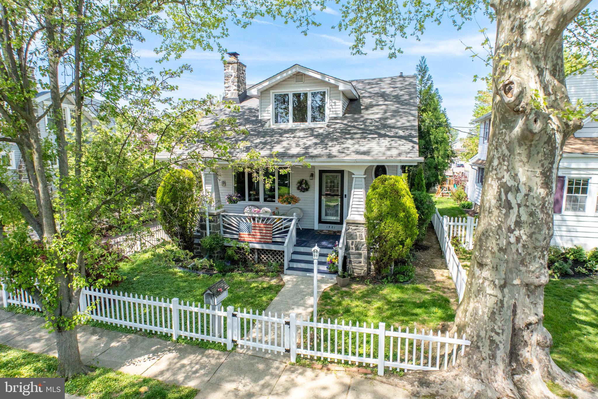 LYNNWOOD - Residential