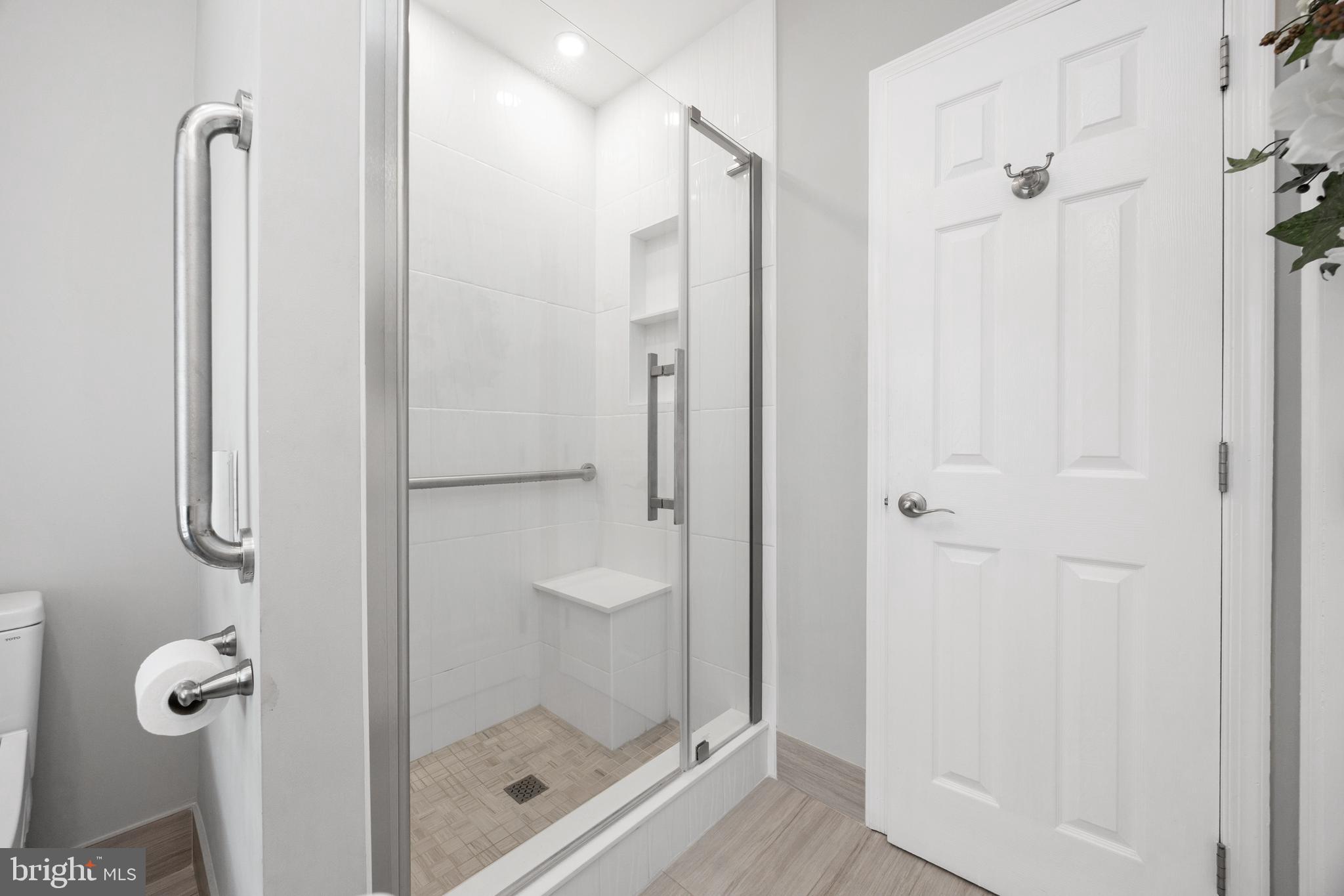 LYNNWOOD - Residential