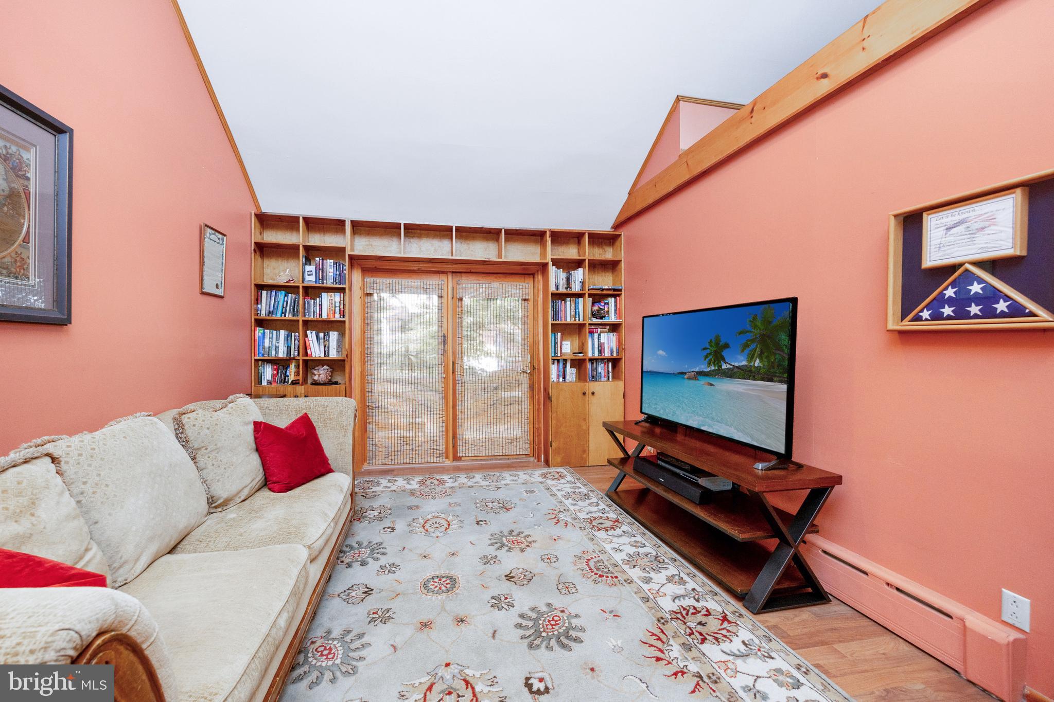 LYNNWOOD - Residential