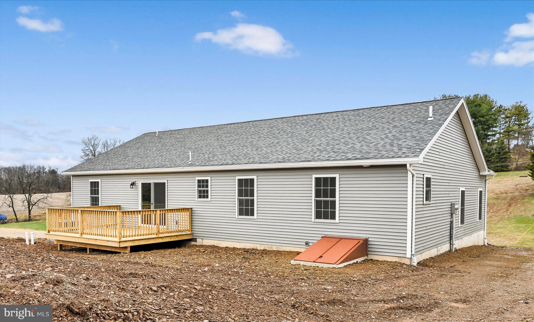 LAKE WYNONAH - Residential