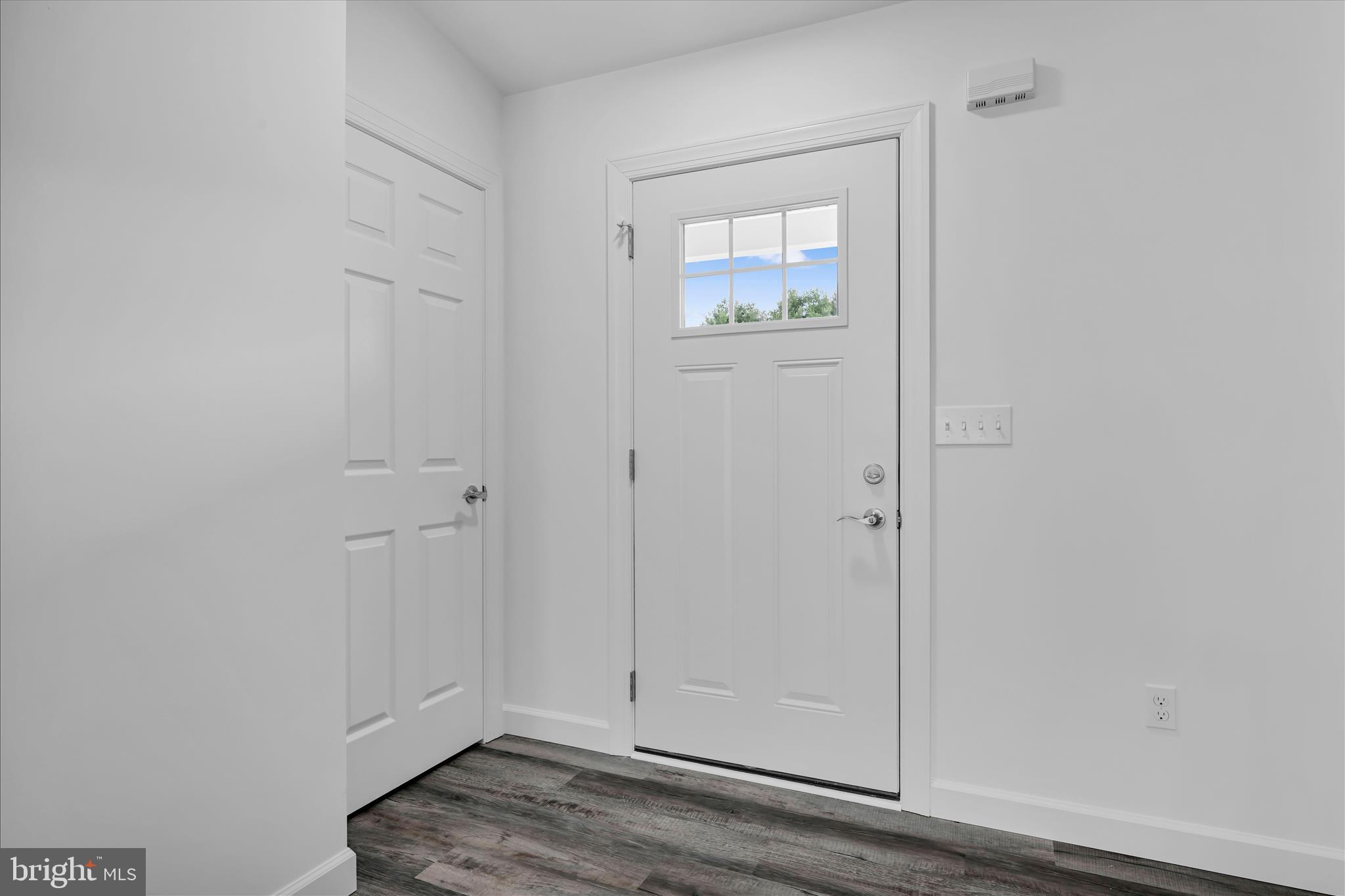 LAKE WYNONAH - Residential