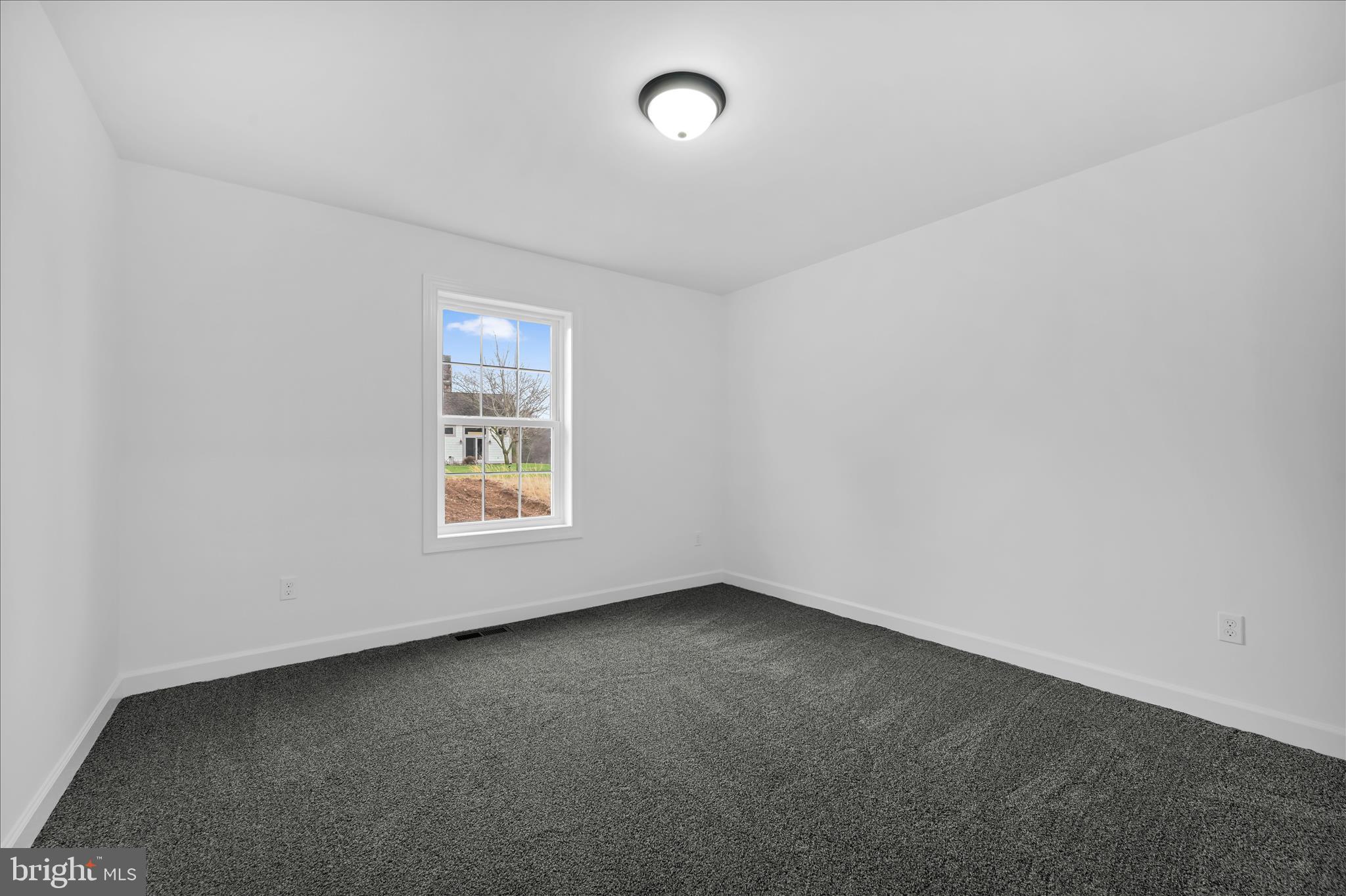 LAKE WYNONAH - Residential